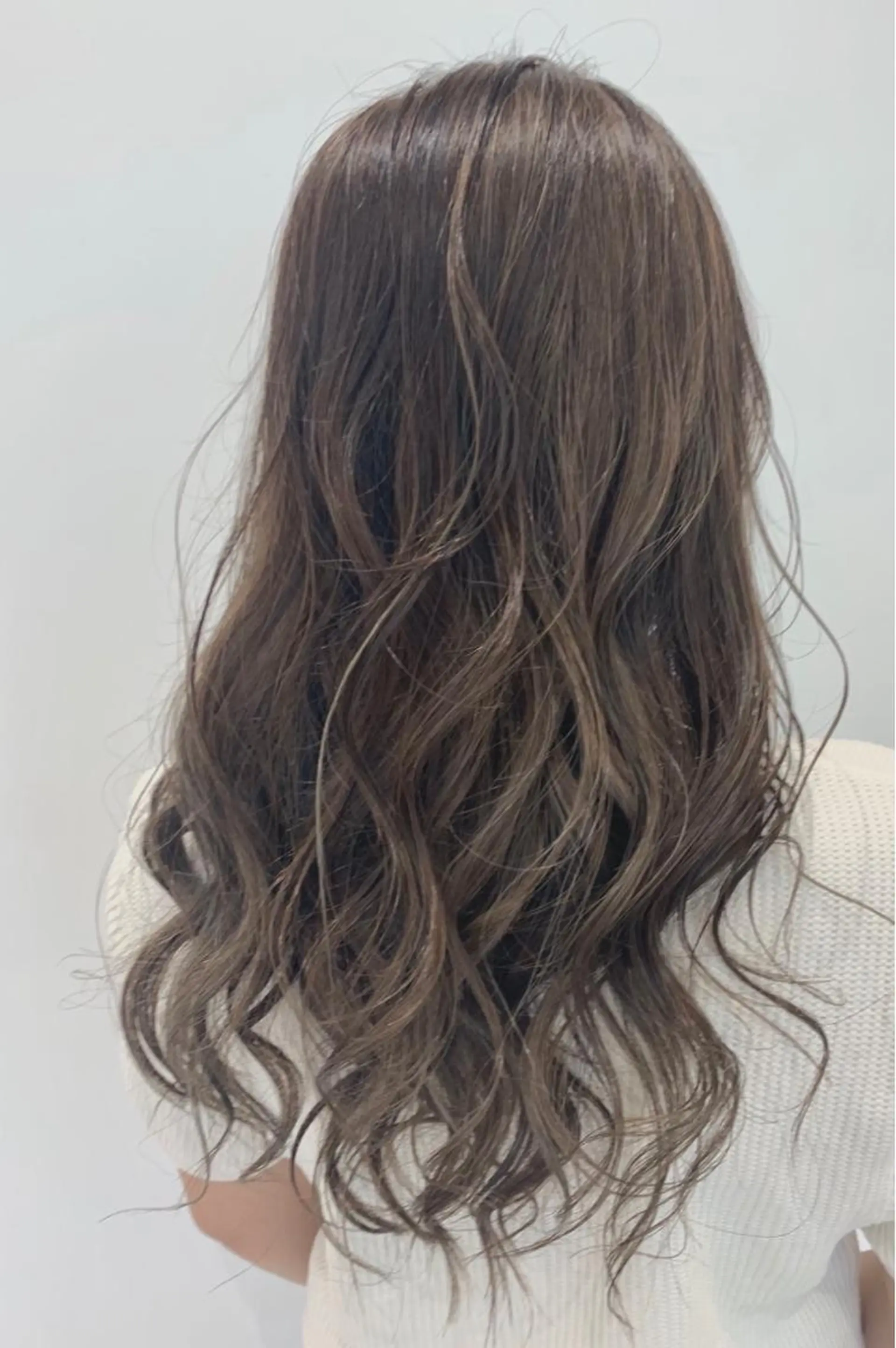 ミディアム カット ヘアカラー トリートメント 前原 正弥のヘアスタイル