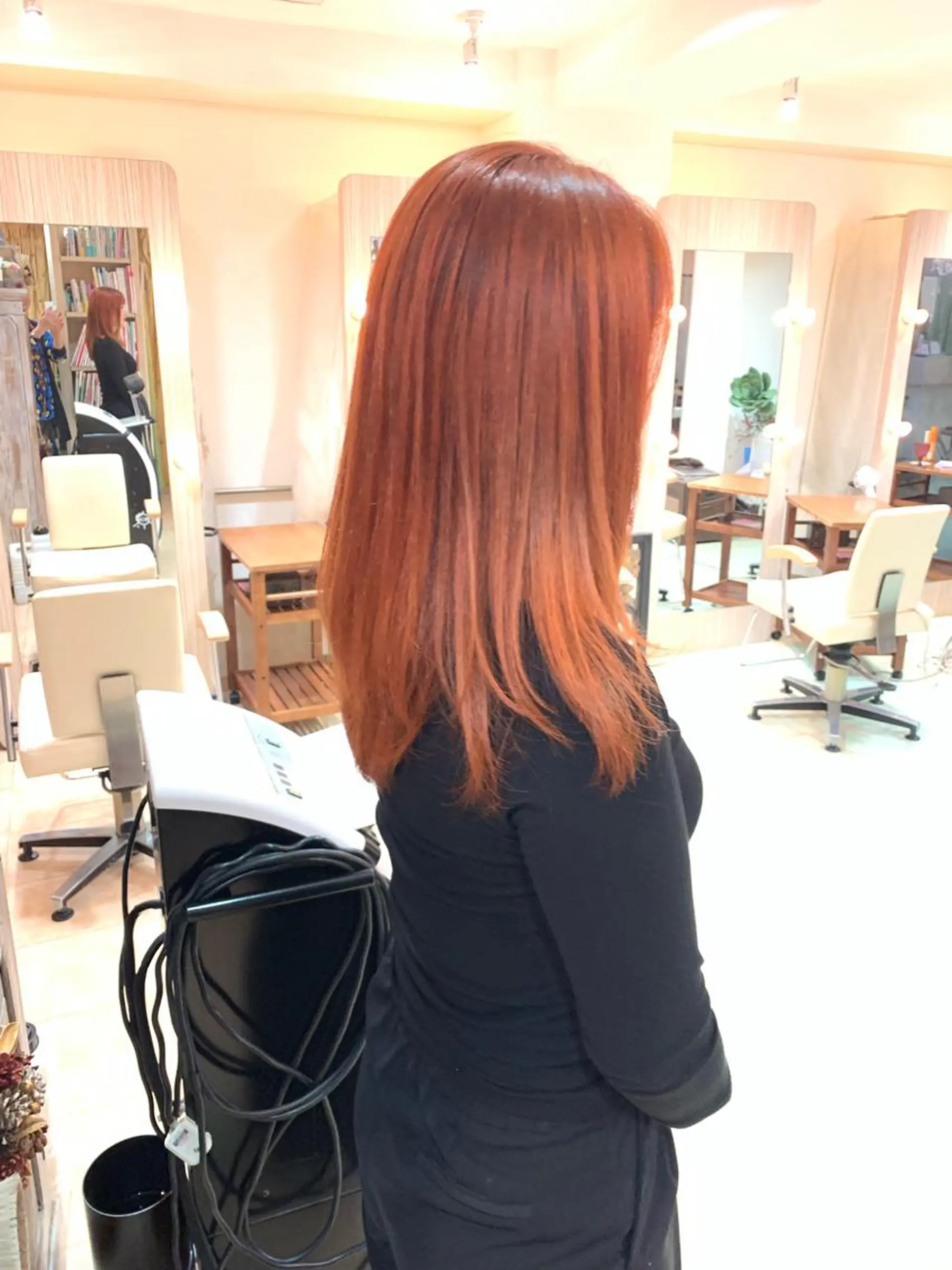 ロング カラー オレンジ ヘアカラー nishimura makotoのヘアスタイル