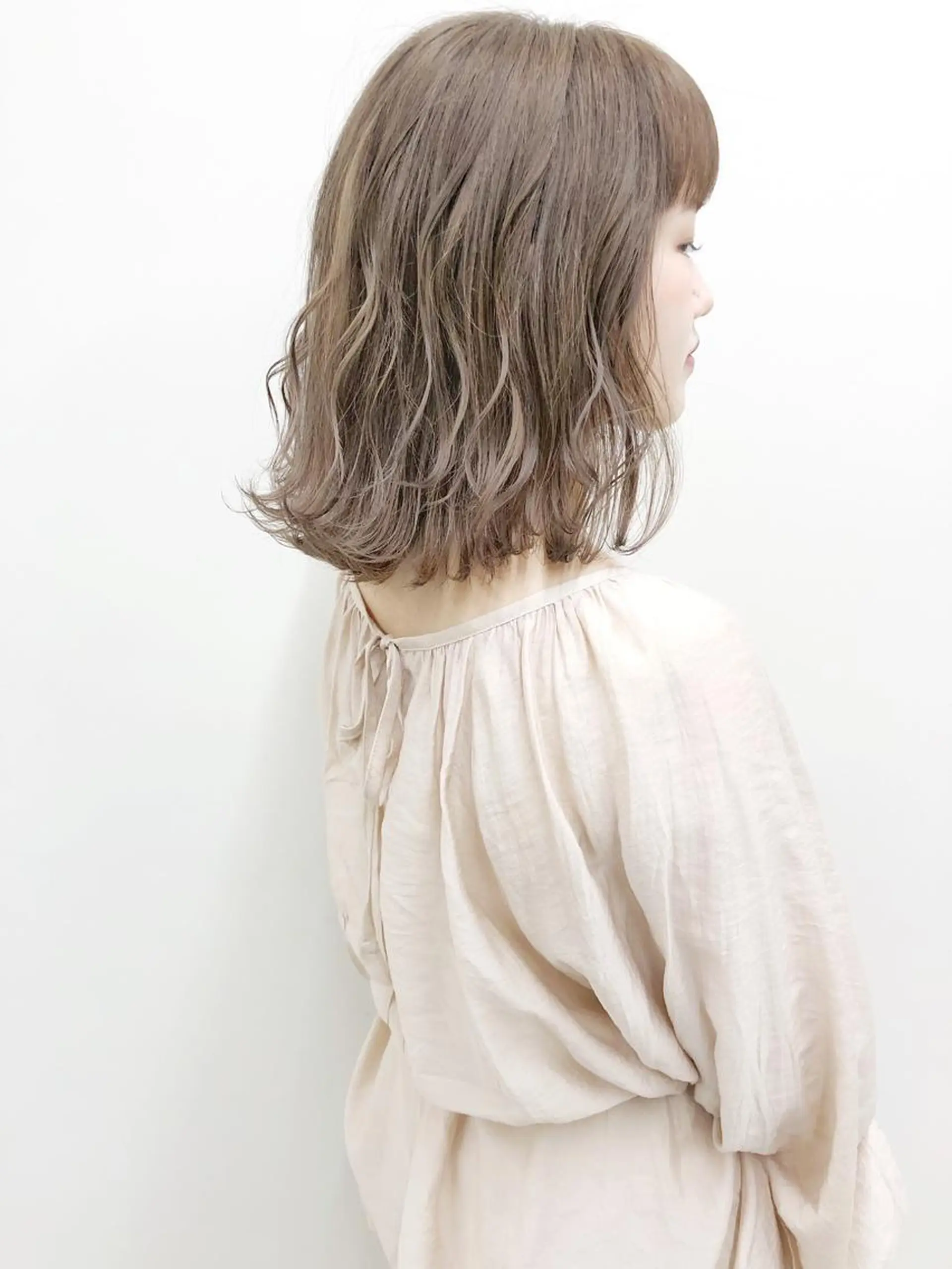 ミディアム ヘアカラー トリートメント 透明感カラー／ 髪質改善／ボブ／中山のヘアスタイル