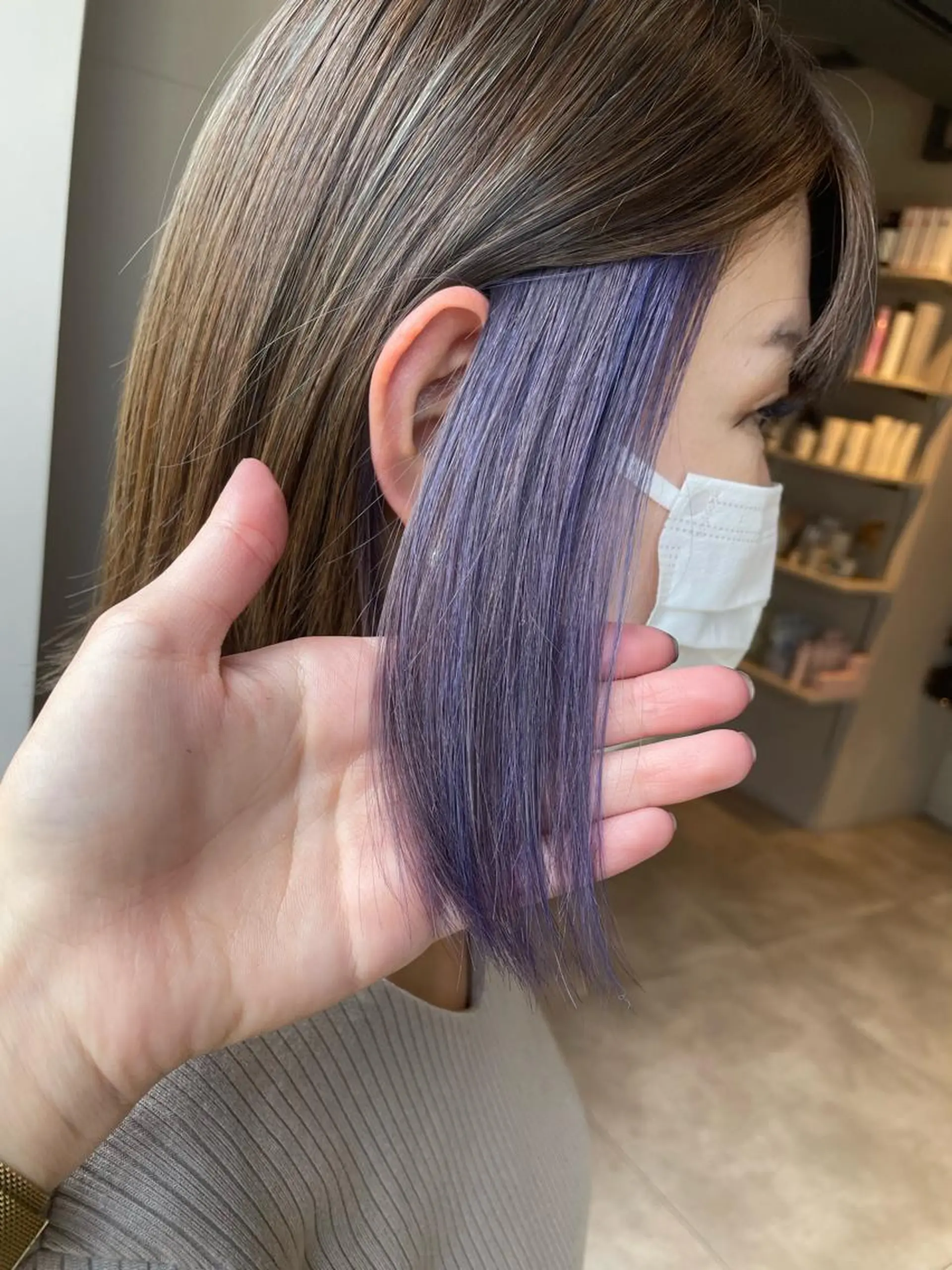 ミディアム カラー パープルカラー ヘアカラー トリートメント ブリーチ👩‍🦳/ ‪✂︎MANAMIのヘアスタイル