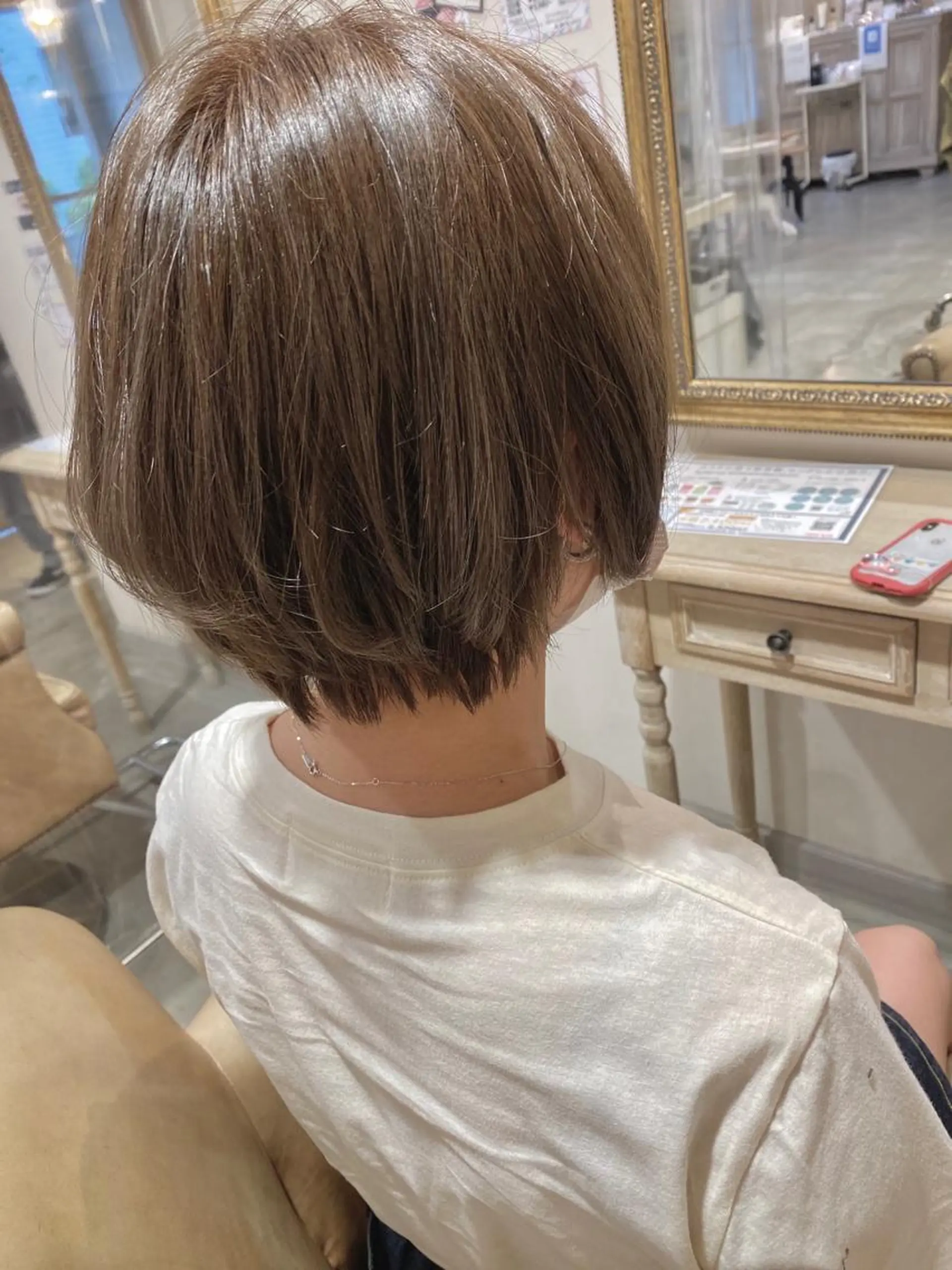 ショート カラー ベージュカラー 透明感カラー ハイライトカラー イルミナカラー ハイライト カット ヘアカラー トリートメント #艶髪・髪質改善 有田怜平のヘアスタイル