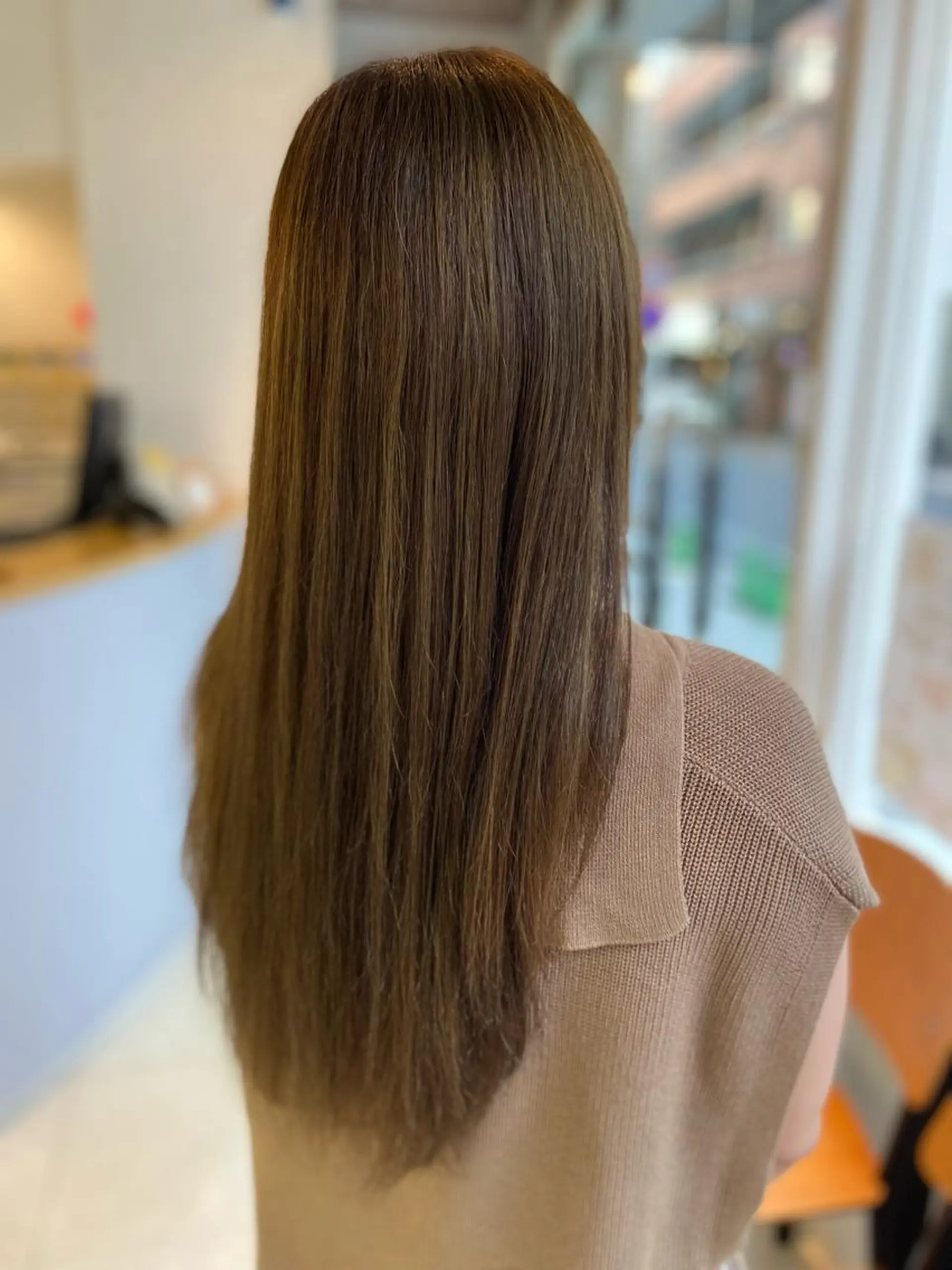 ロング カラー ブリーチ ハイライトカラー オリーブカラー ハイライト ヘアカラー 菊地 美憂のヘアスタイル