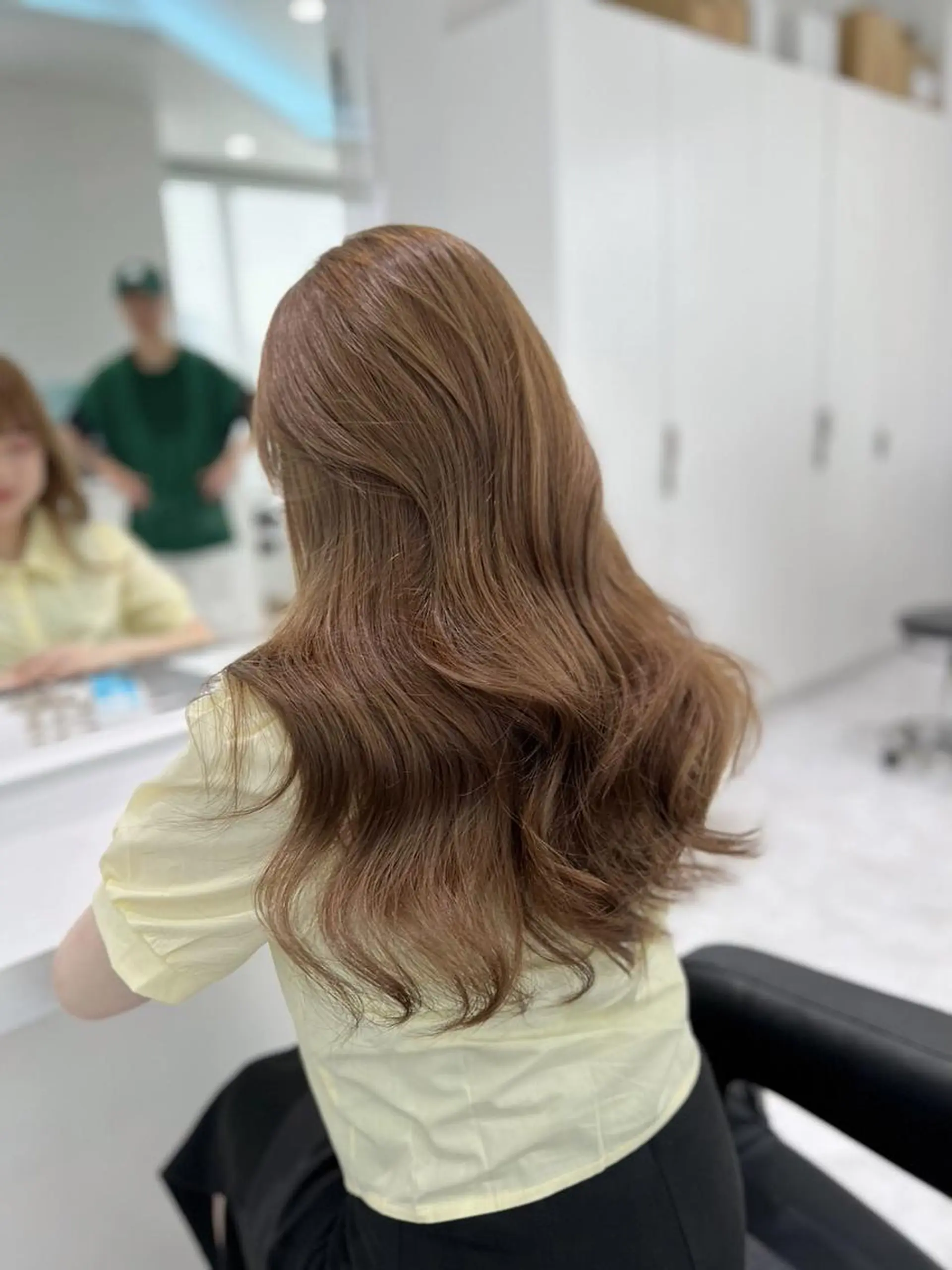 カラー 上品ベージュ🧸 ヘア🤎DISCOのヘアスタイル