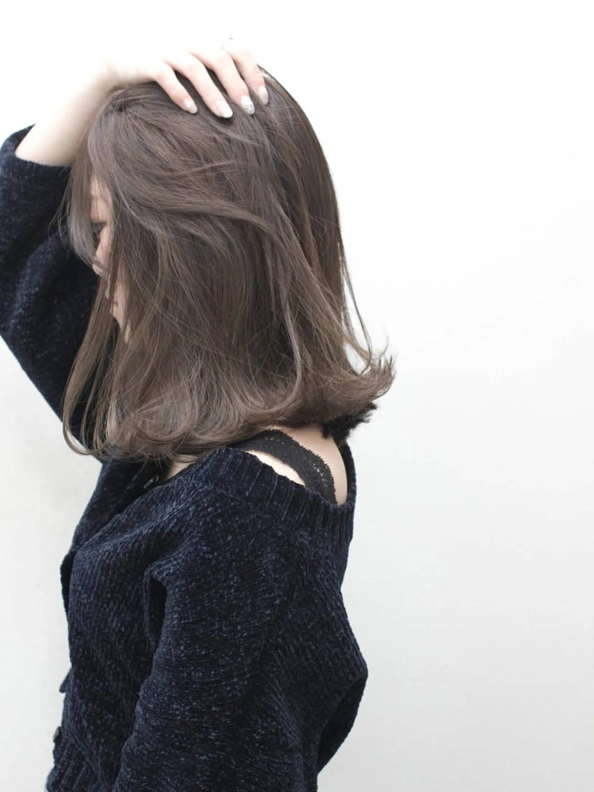 セミロング カット ヘアカラー トリートメント 中山 丈也のヘアスタイル