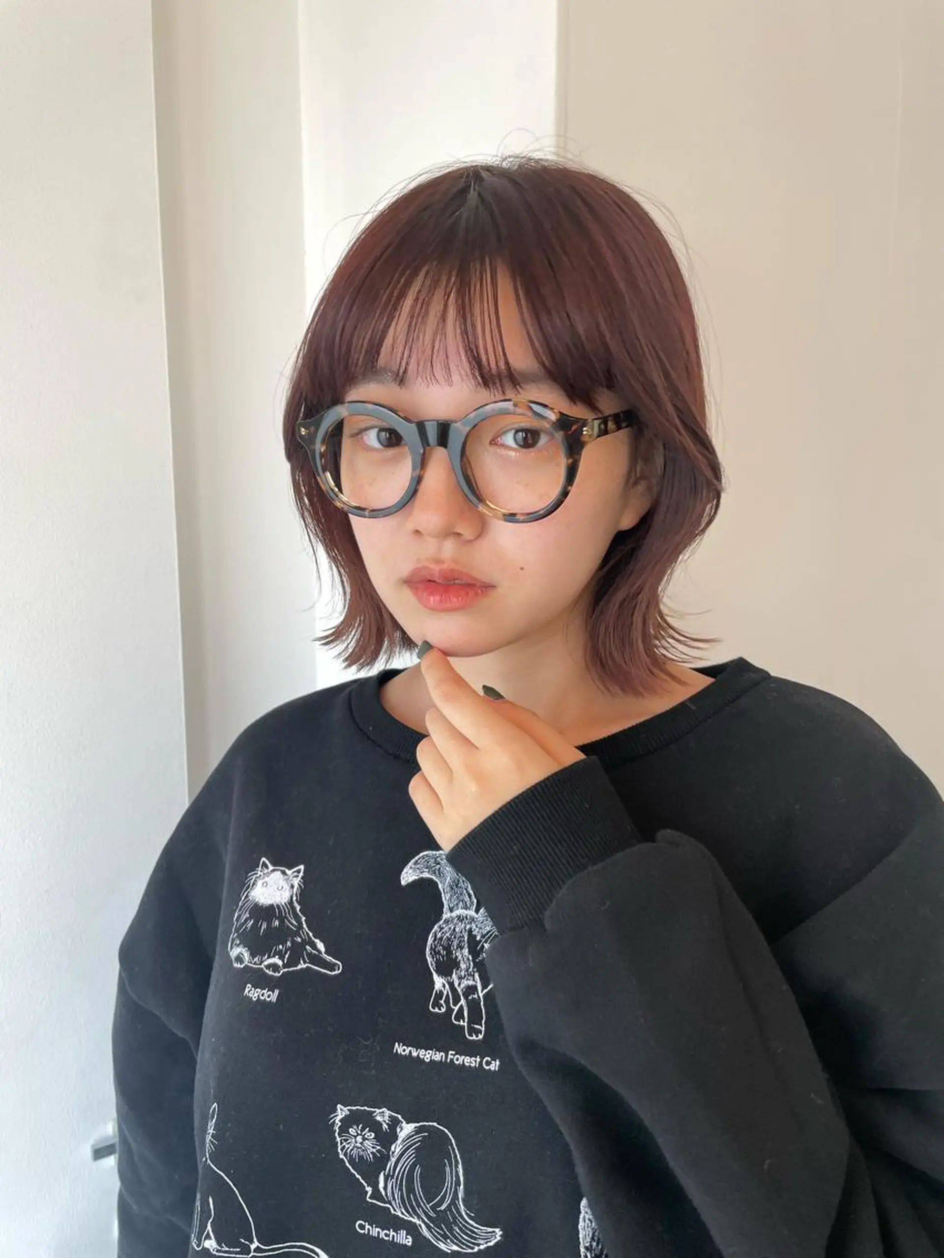 ミディアム カラー オレンジ カット ヘアカラー トリートメント ブリーチなしで透け感 暖色カラーボブaoiのヘアスタイル