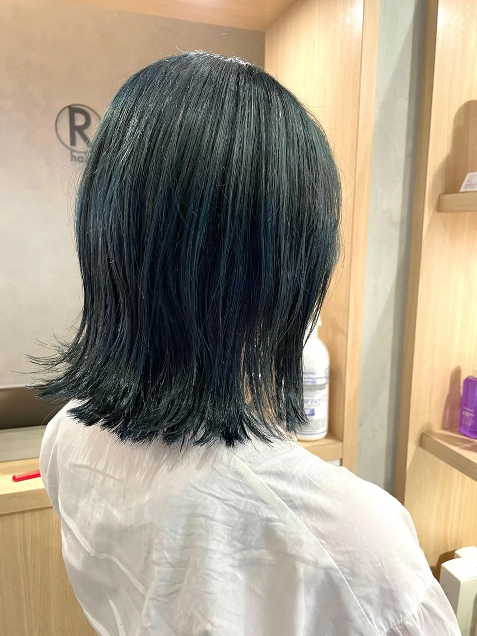 ミディアム カラー ブルーカラー ヘアカラー トリートメント 城　健太郎 💎ハイトーンのヘアスタイル