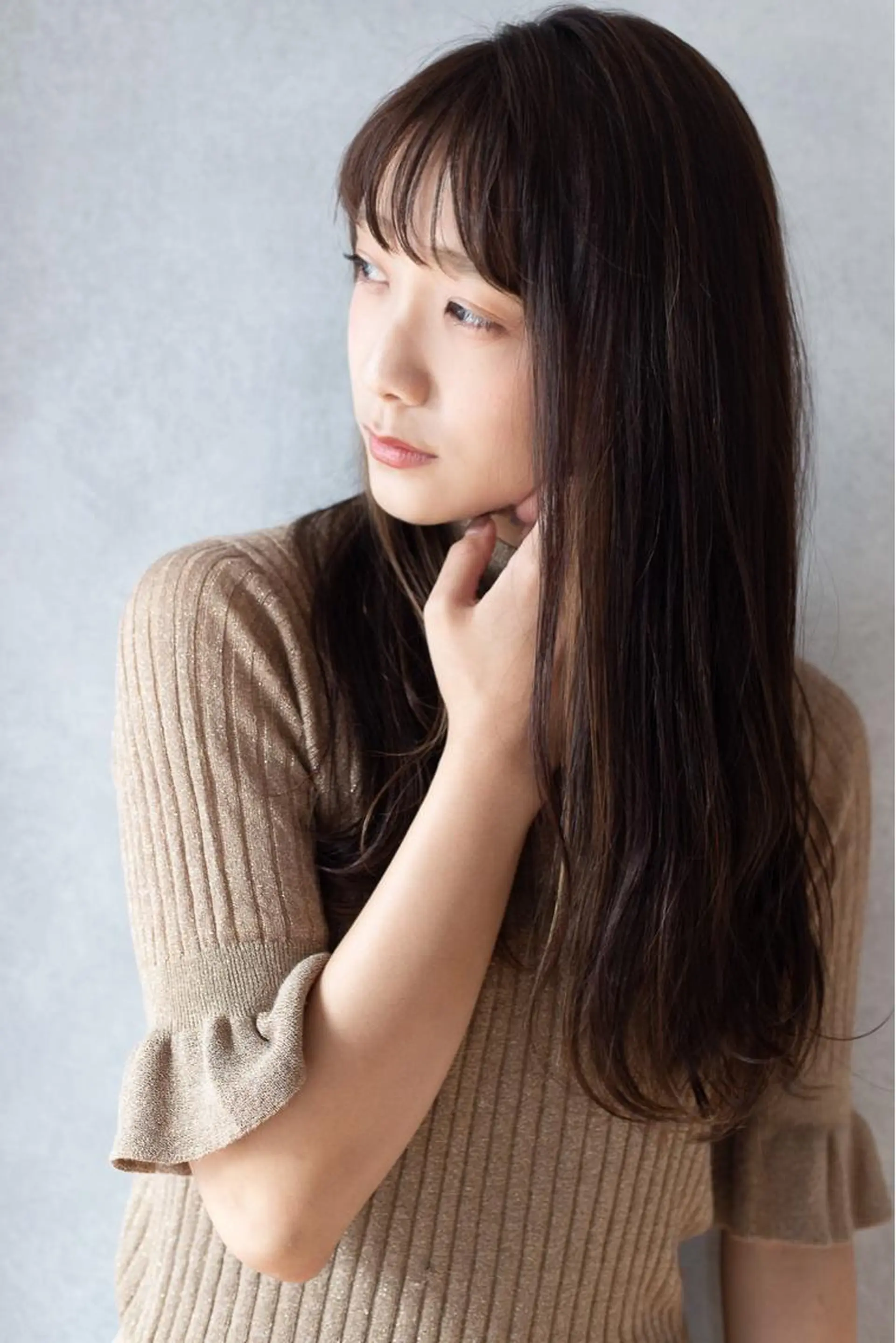 ロング 若山 敦のヘアスタイル