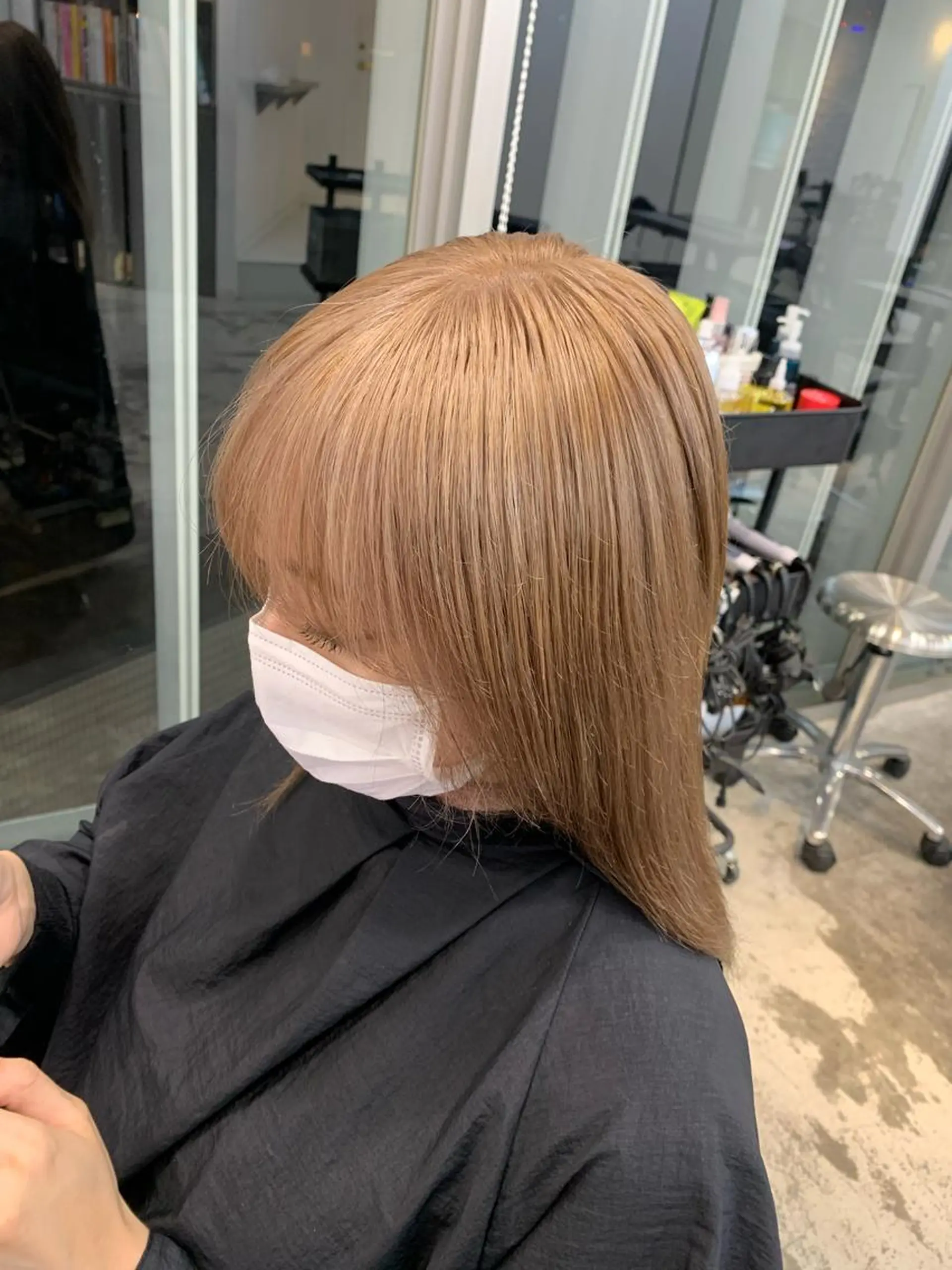 ロング カラー ベージュカラー ブリーチ ケアブリーチ ハイトーンカラー ミルクティーベージュ ﾚｲﾔｰ/ﾊｲﾄｰﾝ ೀユイ🌙のヘアスタイル