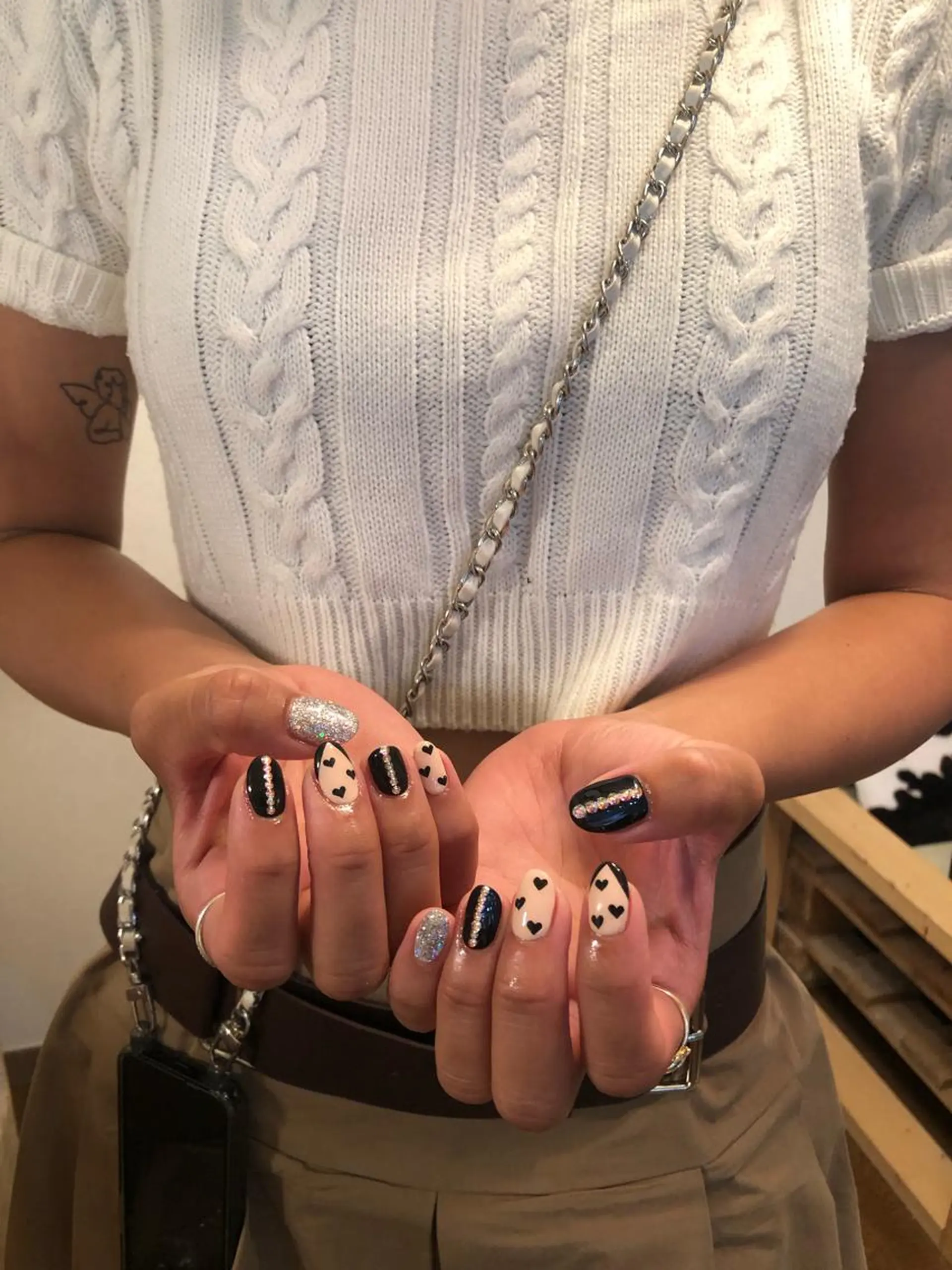 ネイル ハンドネイル フットネイル ハンドケア Nes.Nail所属・Miyagi Asamiのネイルデザイン