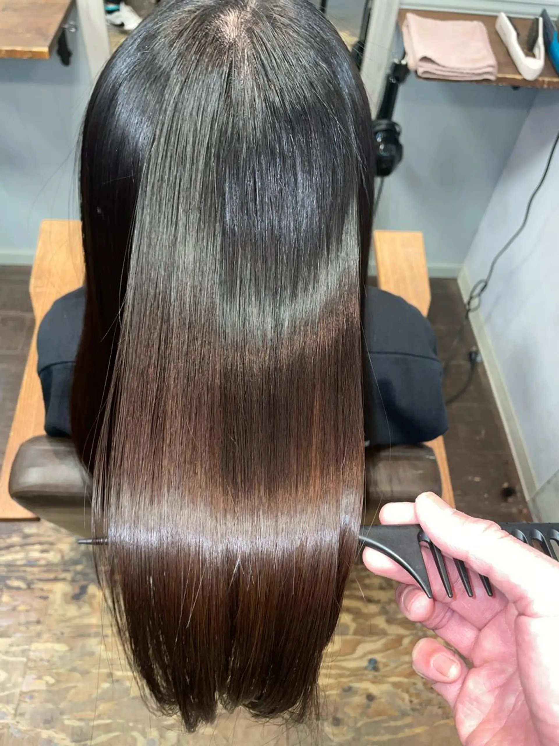 ロング 縮毛矯正 ZIP所属・髪質改善✨ 勝原大智のヘアスタイル