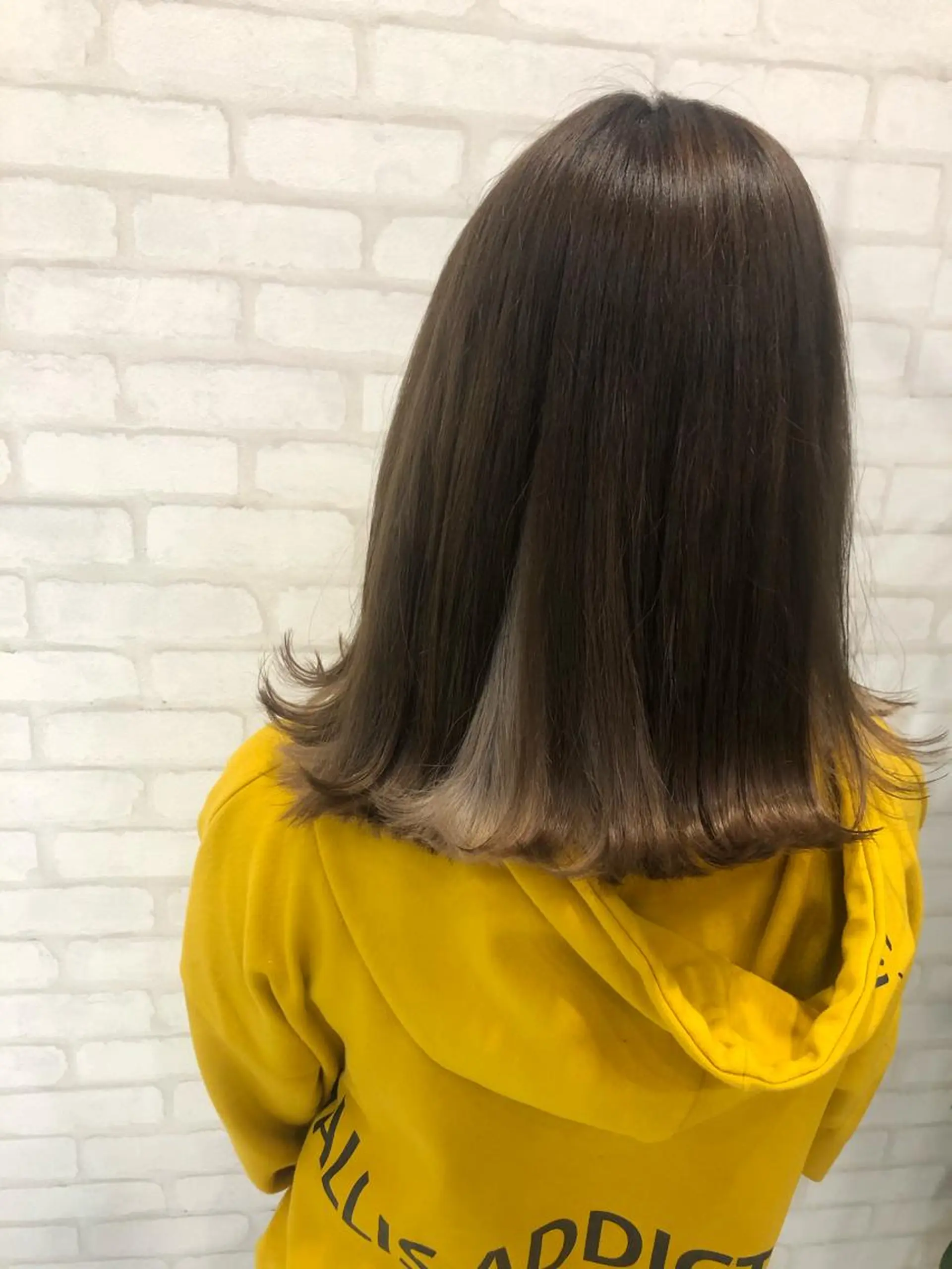 ミディアム カラー ベージュカラー ブリーチ ホワイトベージュ 巣鴨髪質改善サロン 🌈NONOKAのヘアスタイル