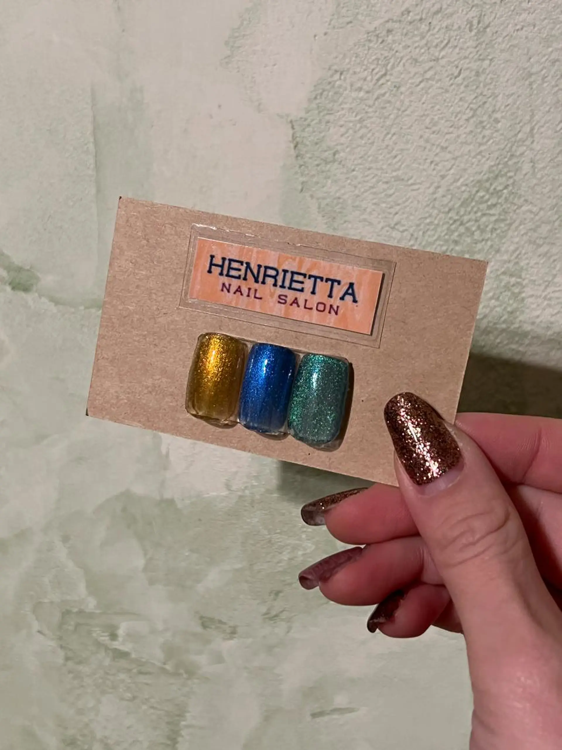 ネイル マグネットネイル ハンドネイル HENRIETTA NAILSALONのネイルデザイン