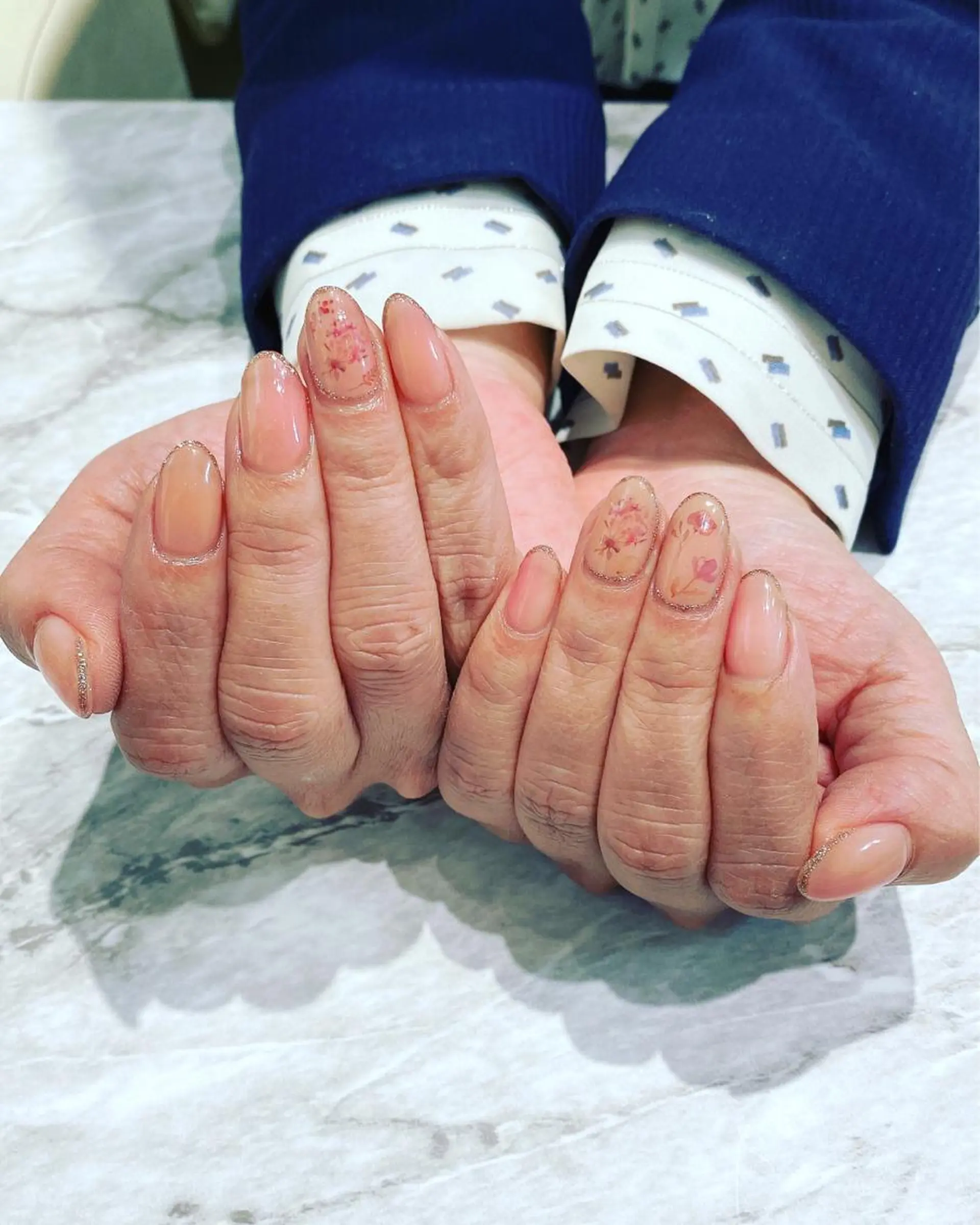 ネイル ラメ(グリッター) ピンク 春ネイル ハンドネイル フットネイル ハンドケア nail salon  AlgeTy所属・✴︎:.｡. MAKI.｡.:✴︎のネイルデザイン