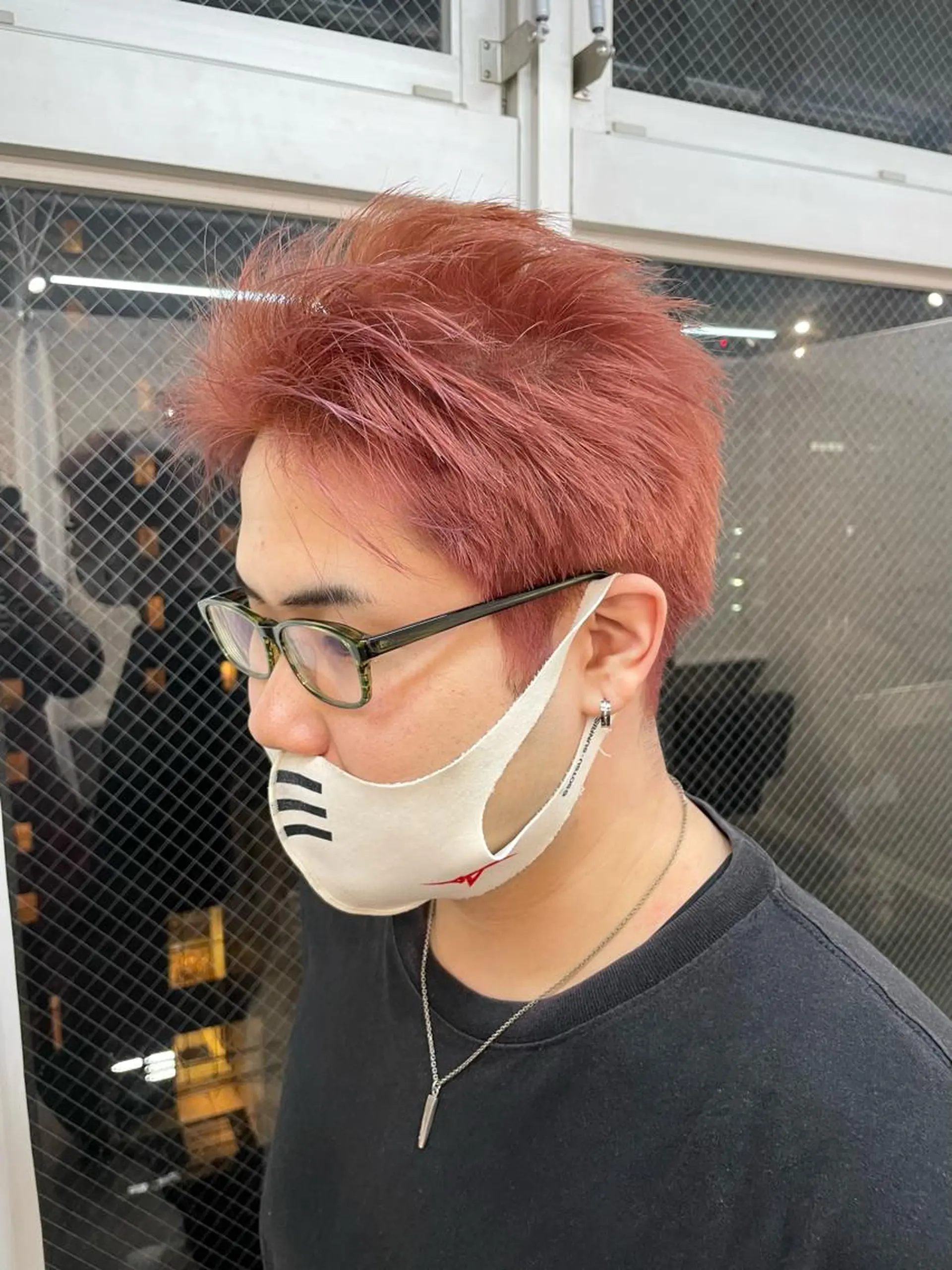 ショート カラー メンズ ピンクカラー lani hair salon所属・SHOTO ハイトー ン/デザインカラーのヘアスタイル