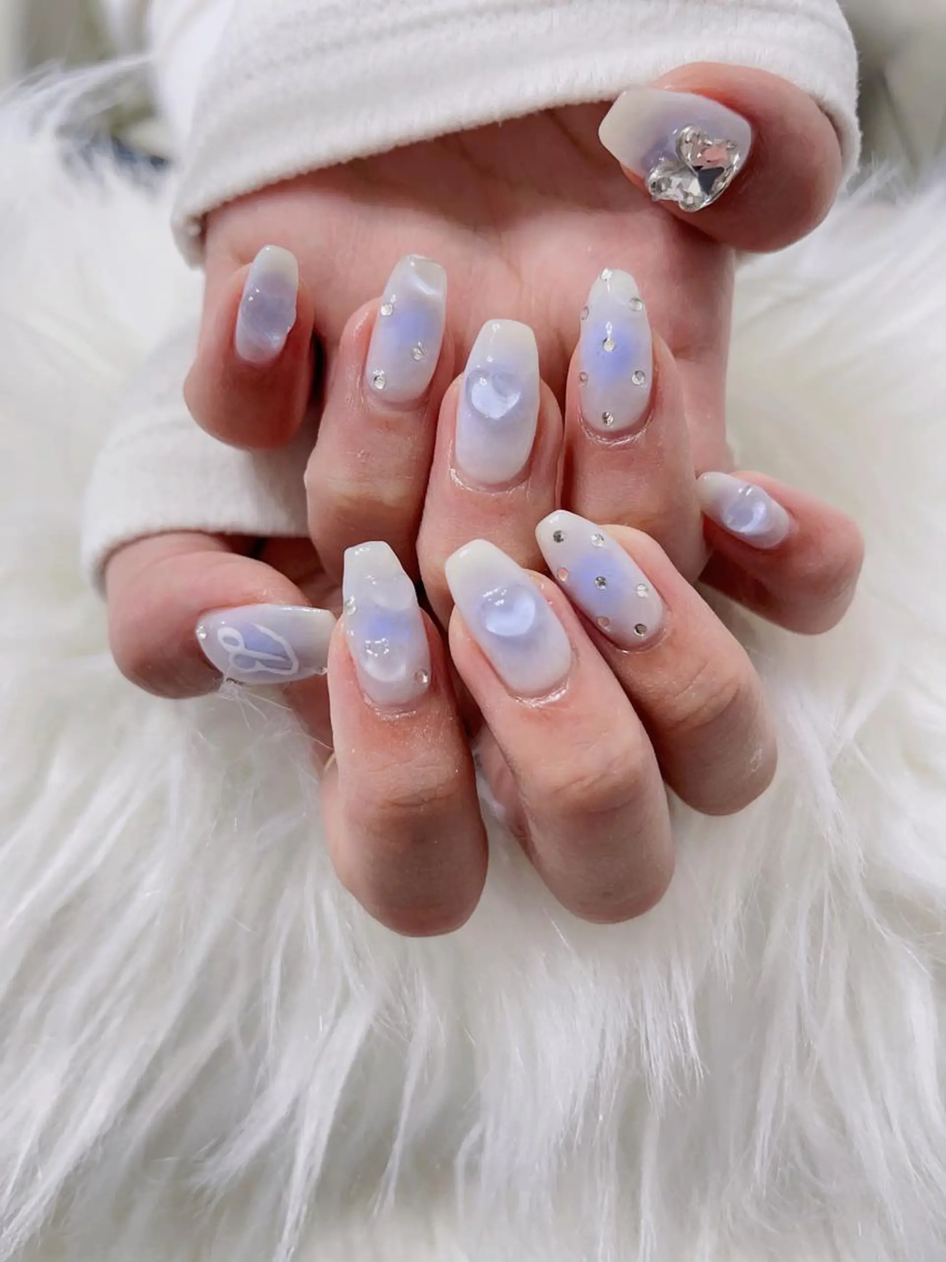 ネイル 菲菲ネイルサロン所属・FF フィフィネイルサロンのネイルデザイン