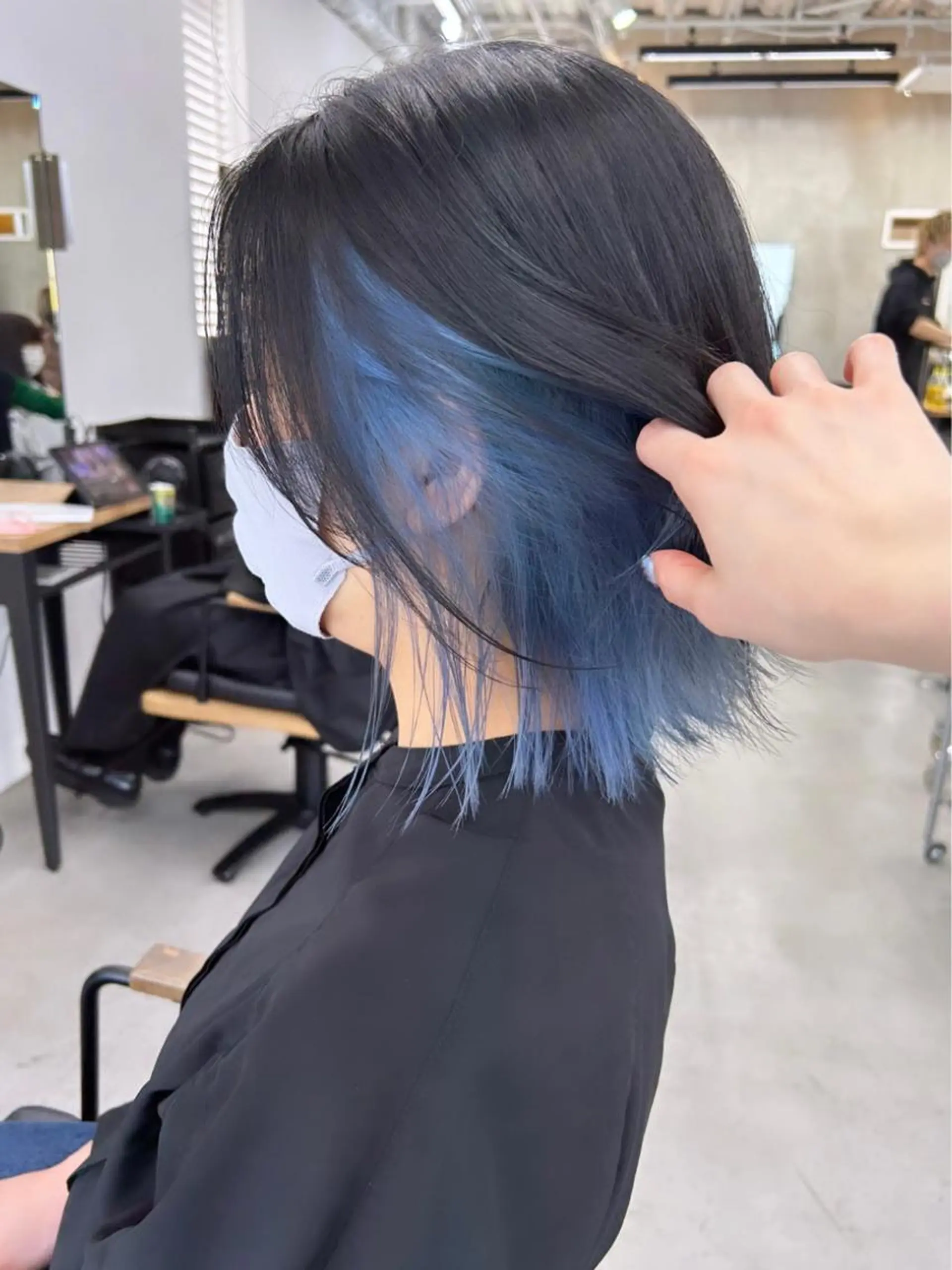 ミディアム カラー ブルーカラー ヘアカラー 🧸艶々韓国ヘア 🧁mizunaのヘアスタイル