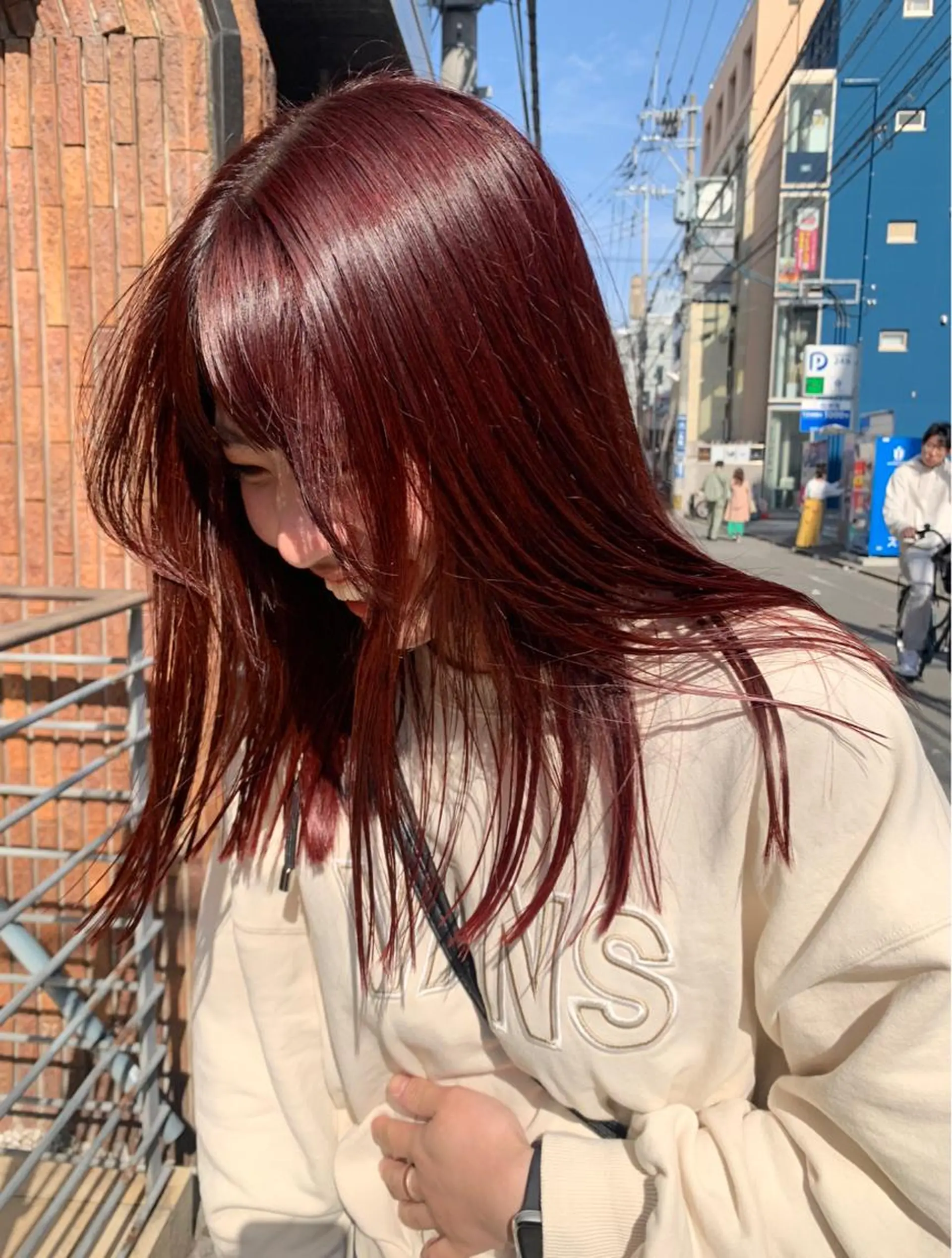 セミロング カラー レッドカラー カット ヘアカラー トリートメント 小森 祐希のヘアスタイル