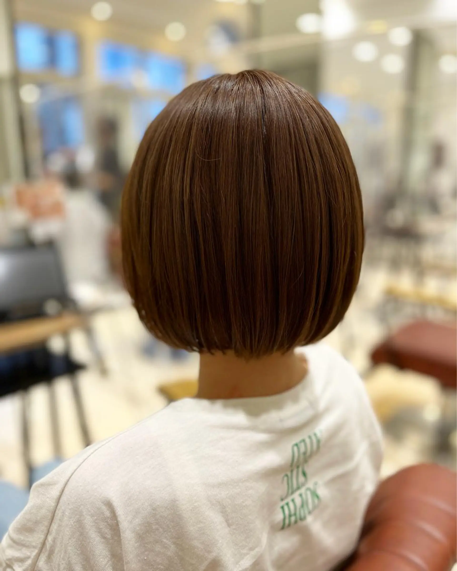 ショート カラー ブリーチ GRANCIEUX 黒柳伊代のマツエク・マツパデザイン