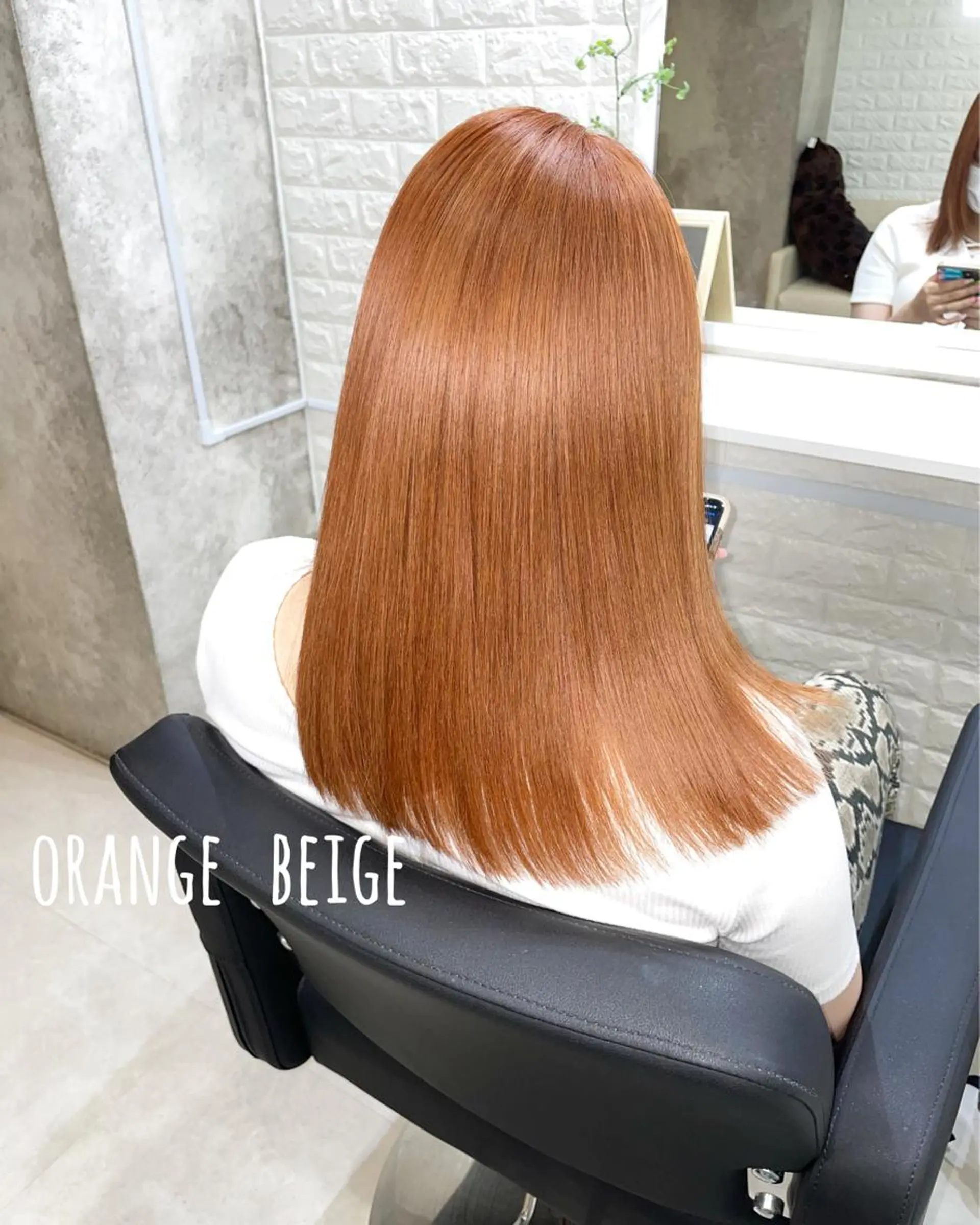 ミディアム カラー ヘアカラー トリートメント Nino（ニーノ）所属・にしき さんのヘアスタイル