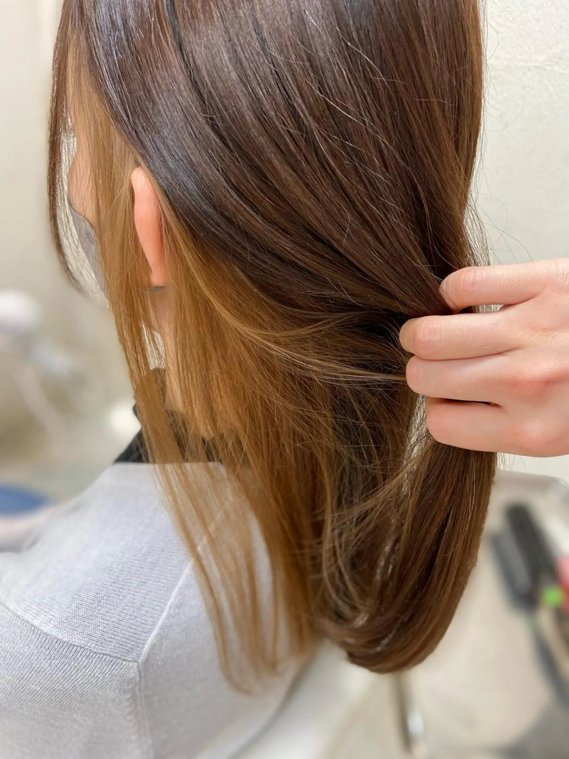 セミロング カラー ブリーチ インナーカラー ヘアカラー 菊地 美憂のヘアスタイル