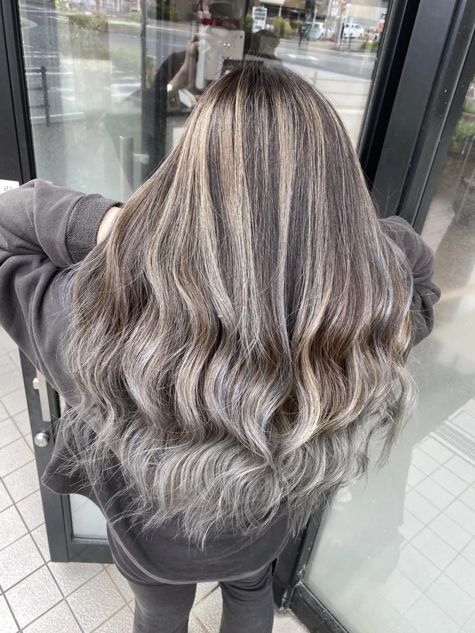 ロング カラー ヘアアレンジ カット ヘアカラー トリートメント Belle hair Design青野大貴のヘアスタイル