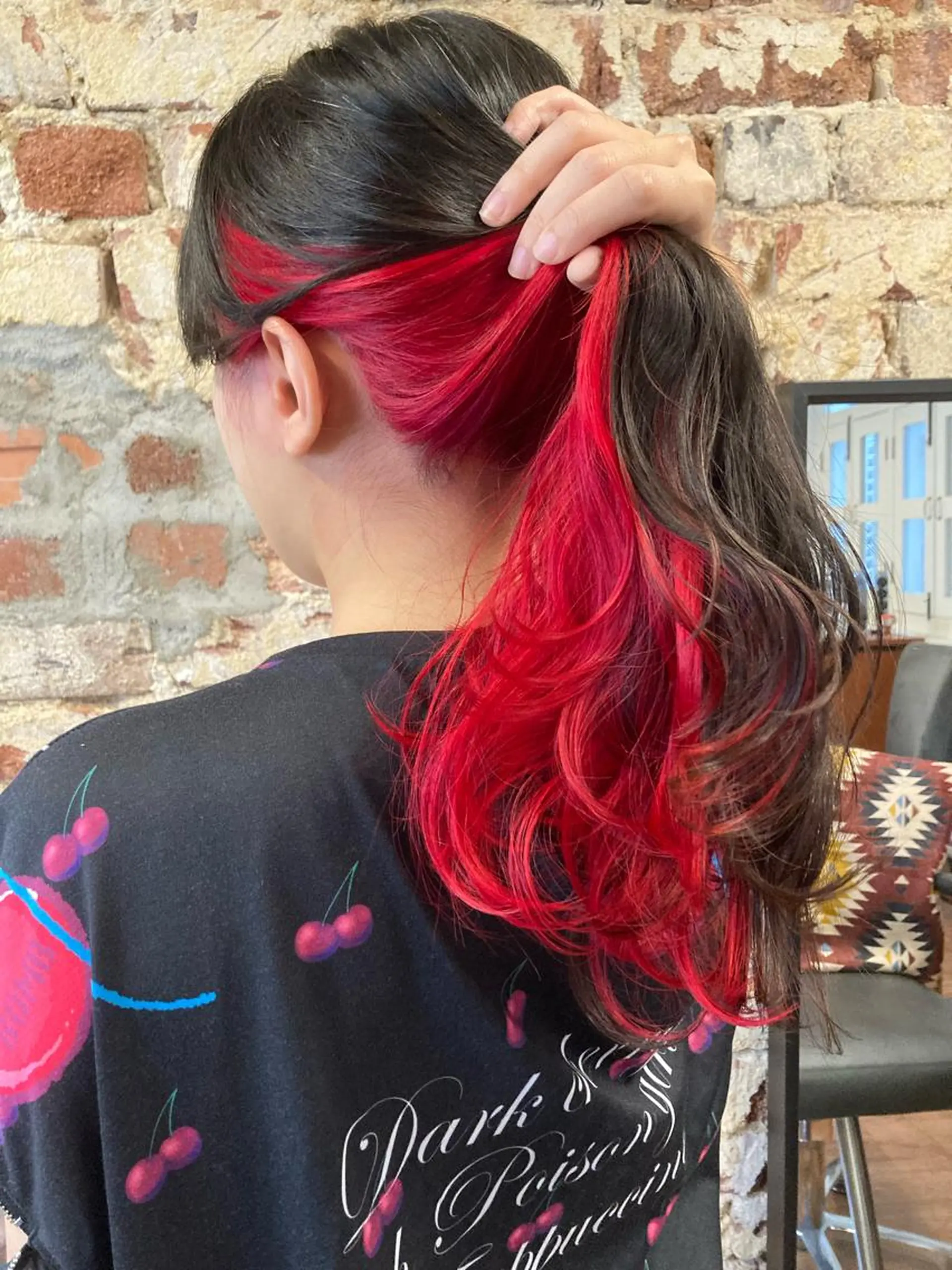 ロング カラー インナーカラー レッドカラー ainico.所属・髪質改善　艶髪✨ Teppeiのヘアスタイル