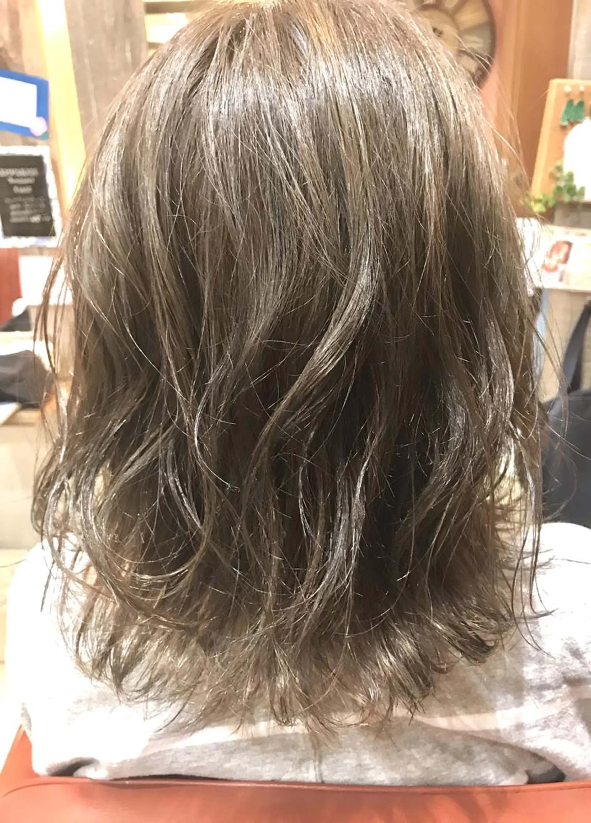 ミディアム カラー パーマ ミディアムパーマ 透明感カラー ハイライトカラー ボブ くせ毛 増子 幹樹のヘアスタイル