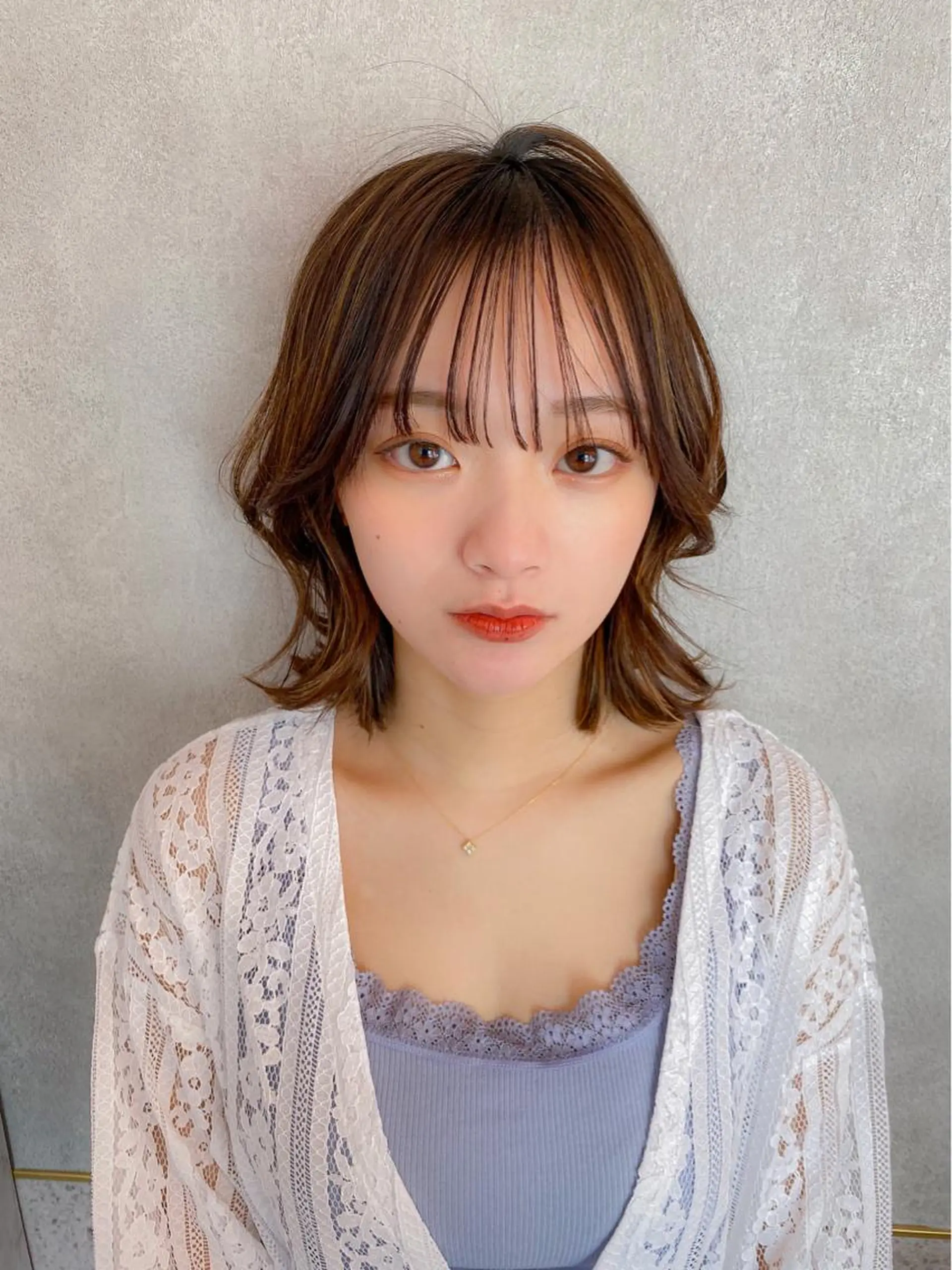 ミディアム シールエクステ ミディアムパーマ エクステ ハイライト 髪質改善 新宿/韓国風レイヤー 髪質改善/渋谷直樹のヘアスタイル