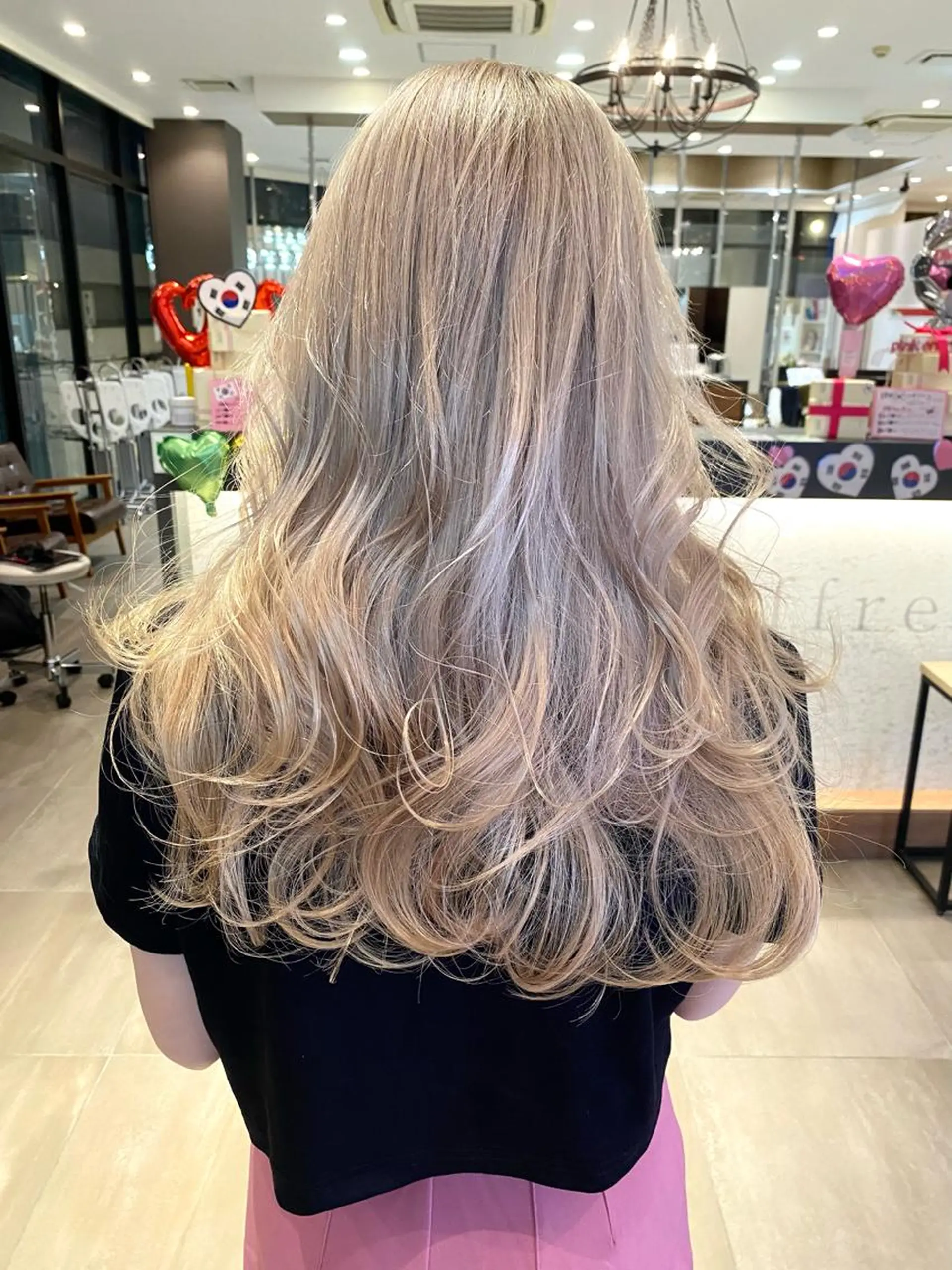 セミロング ヘアカラー トリートメント ✨10000円以内で 叶う艶髪✨のヘアスタイル