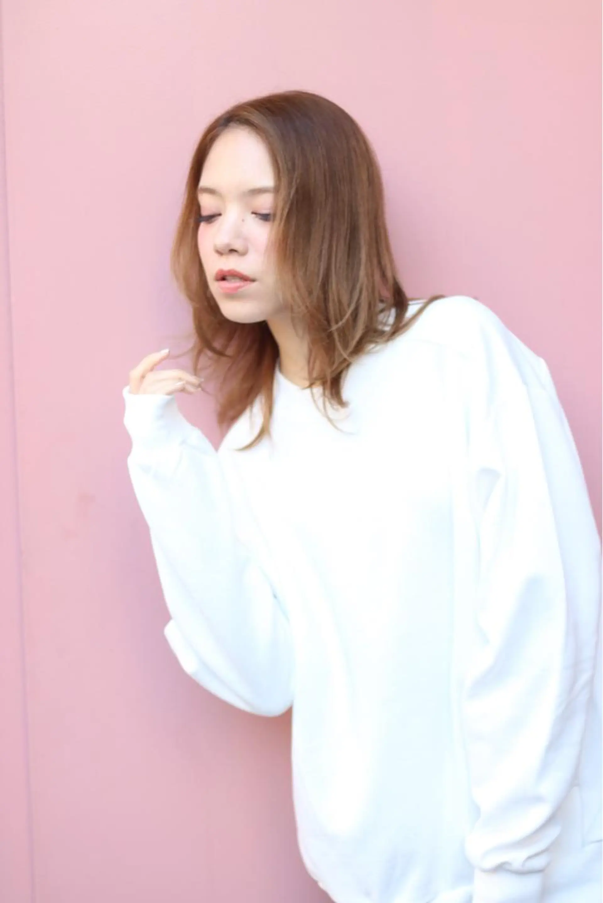 ミディアム セミロング ハイライト &-hair salon 髪質改善＆ツヤ髪＆美髪所属・＆-HAIR佐藤 ゆいモデル募集中のヘアスタイル