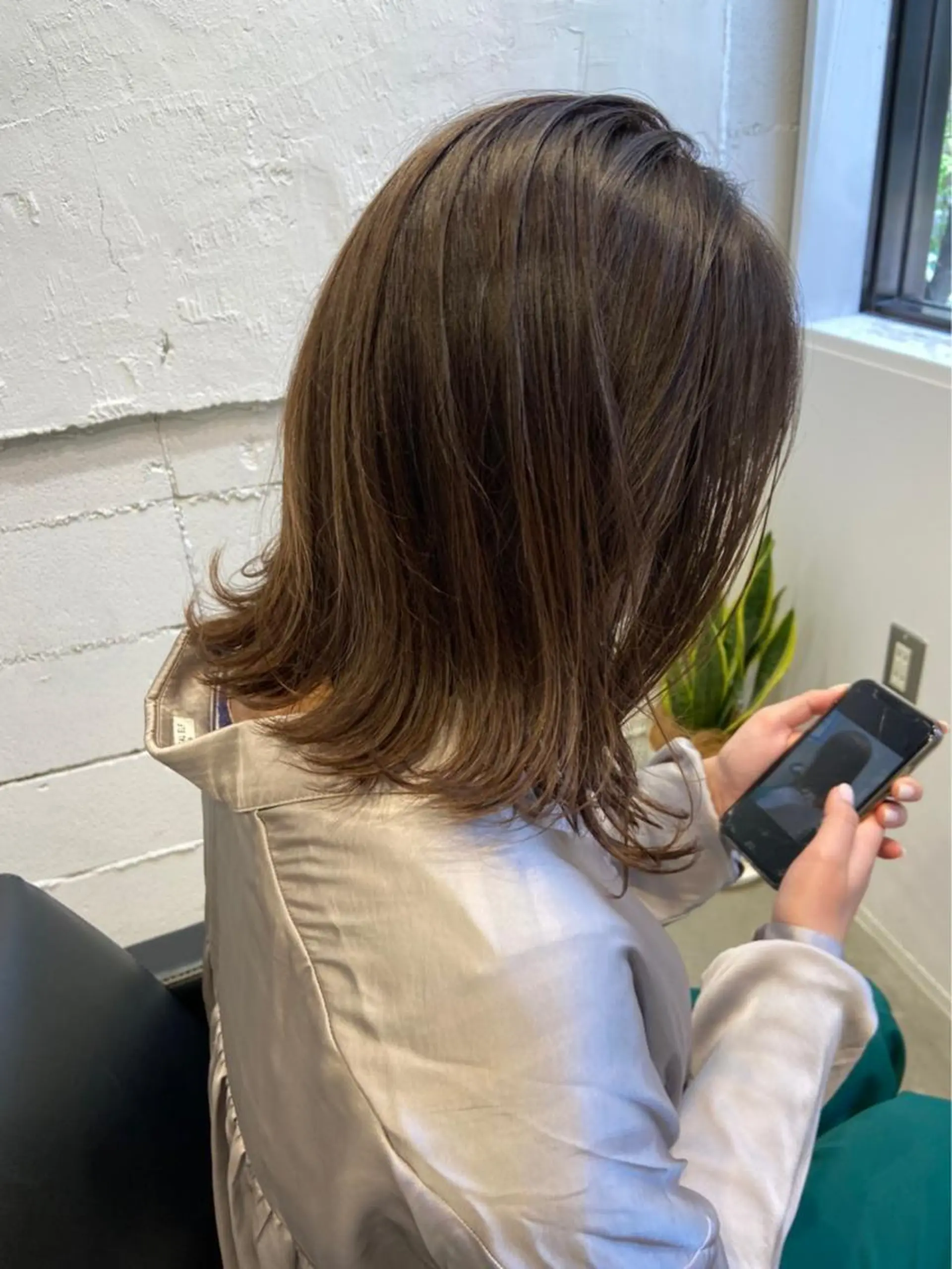 ミディアム カラー 上原 みちるのヘアスタイル