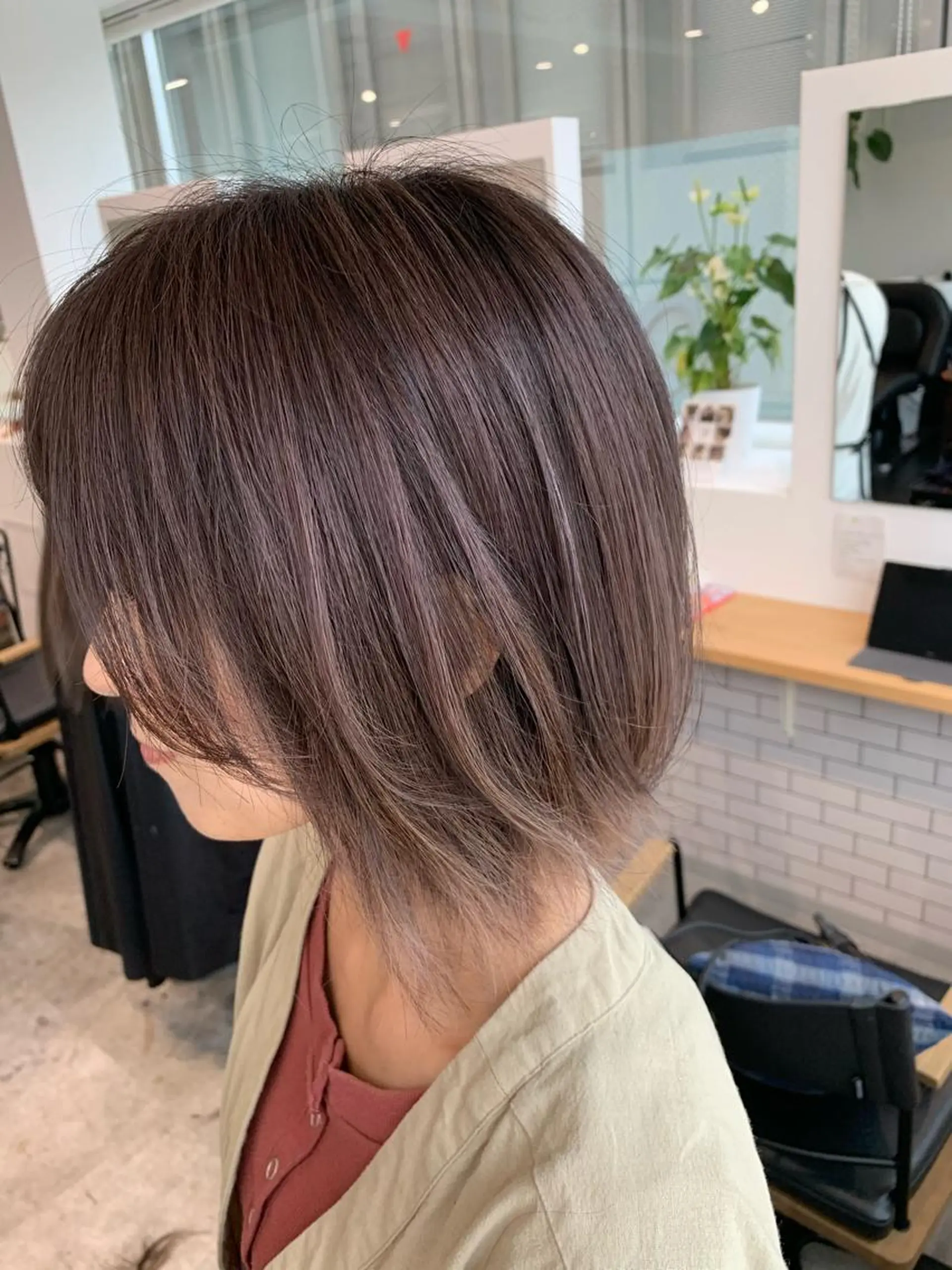 ショート ヘアカラー 大人レイヤー ヨシミカズヤのヘアスタイル