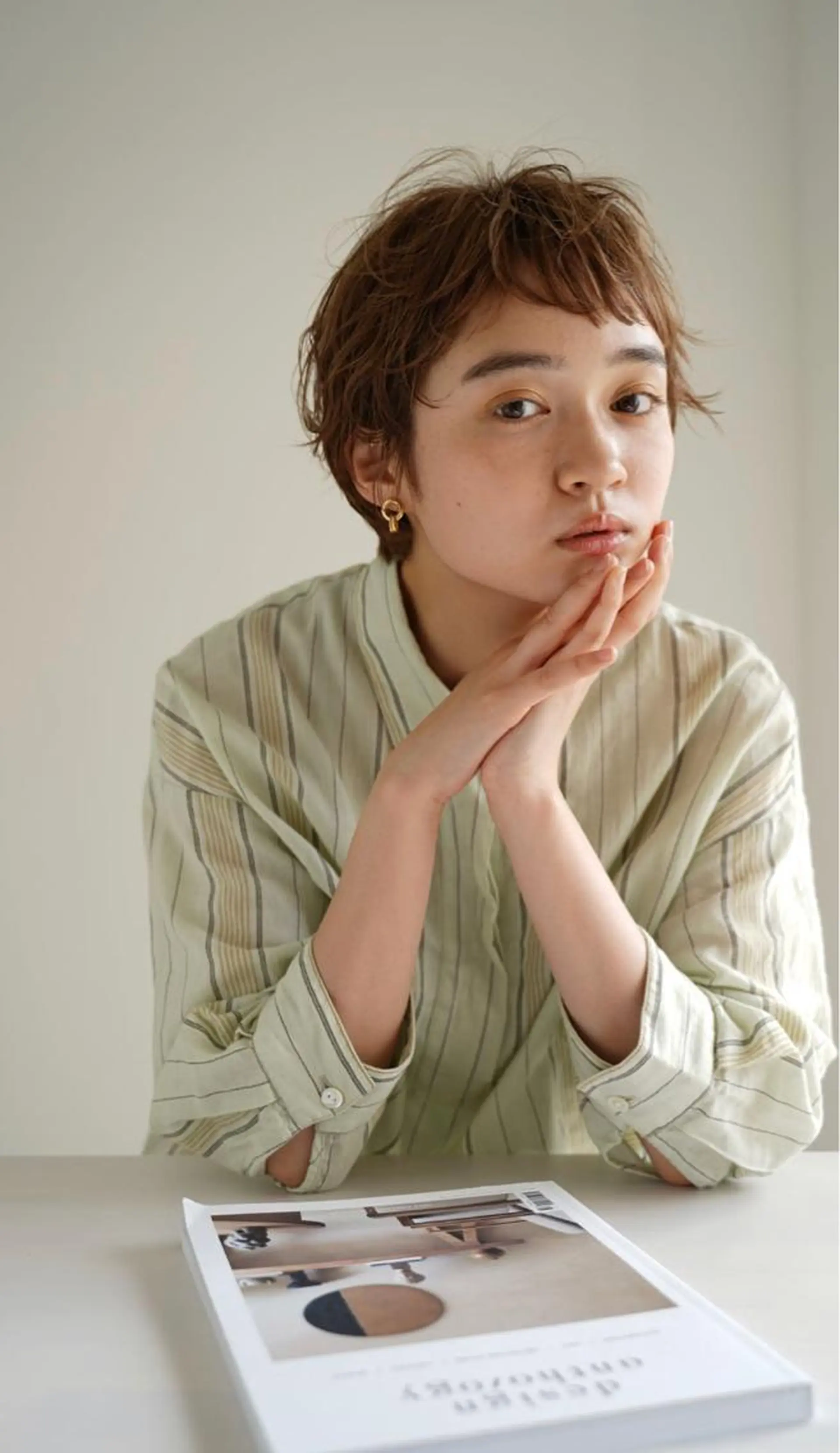 ショート カラー THE DAY所属・AKI HASHIMOTOのヘアスタイル