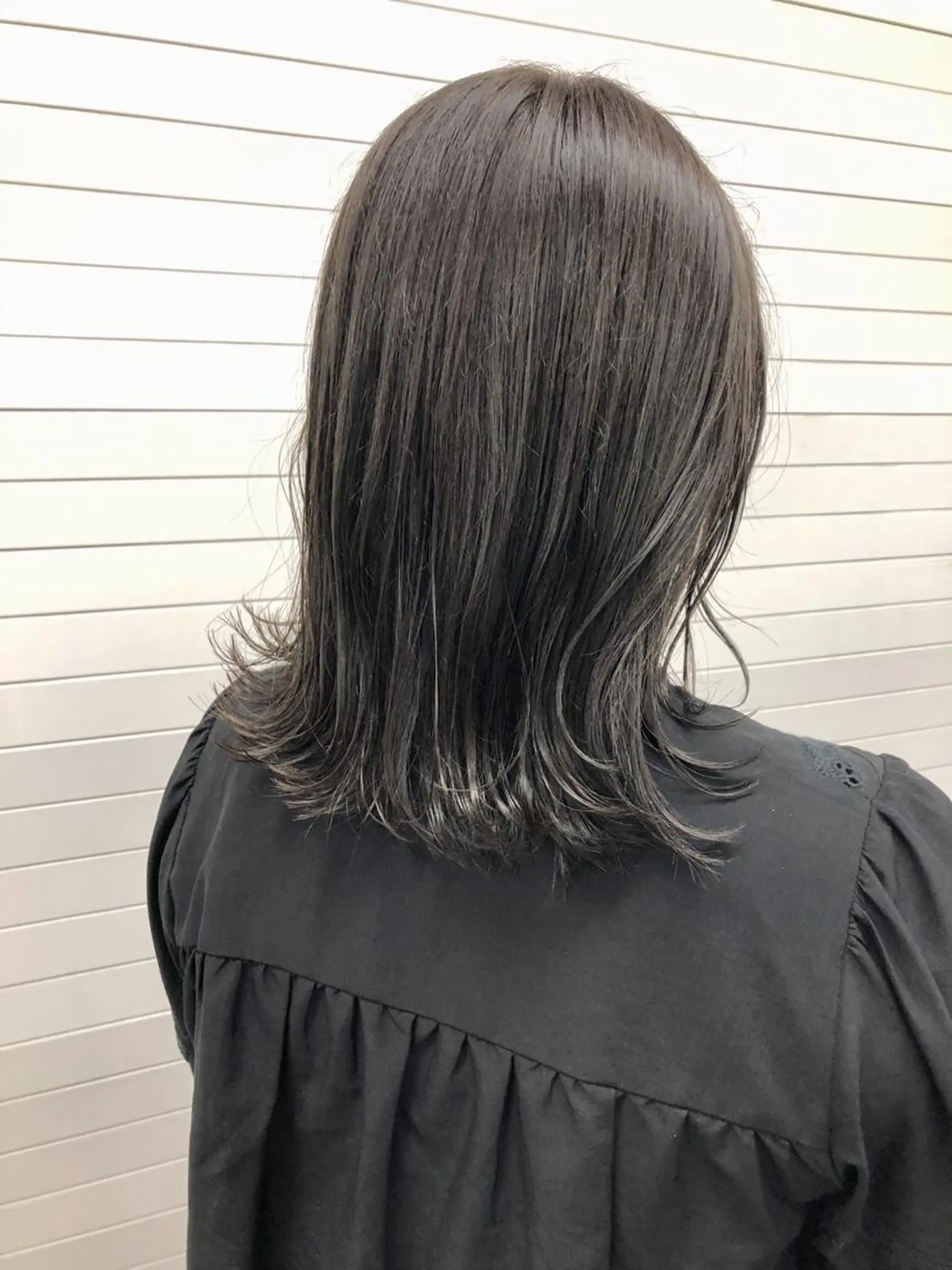 ミディアム カット ヘアカラー トリートメント シンタニ ナオトのヘアスタイル