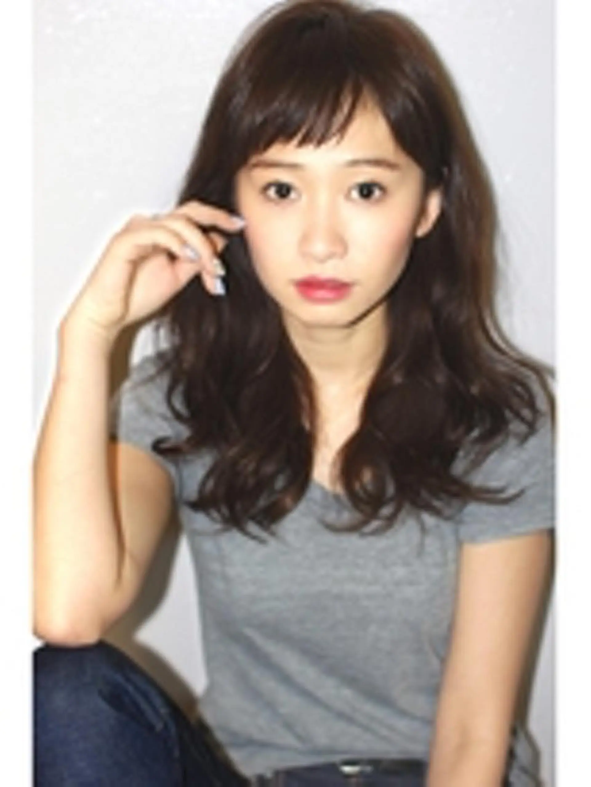 パーマ 成瀬 由賀里のヘアスタイル