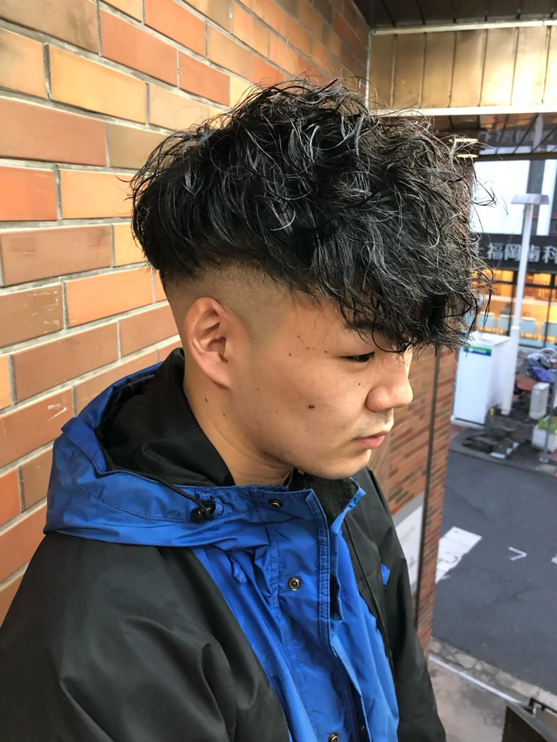 パーマ メンズ スペインカール ⭐️TOSHIKI メンズパーマオタク⭐のヘアスタイル