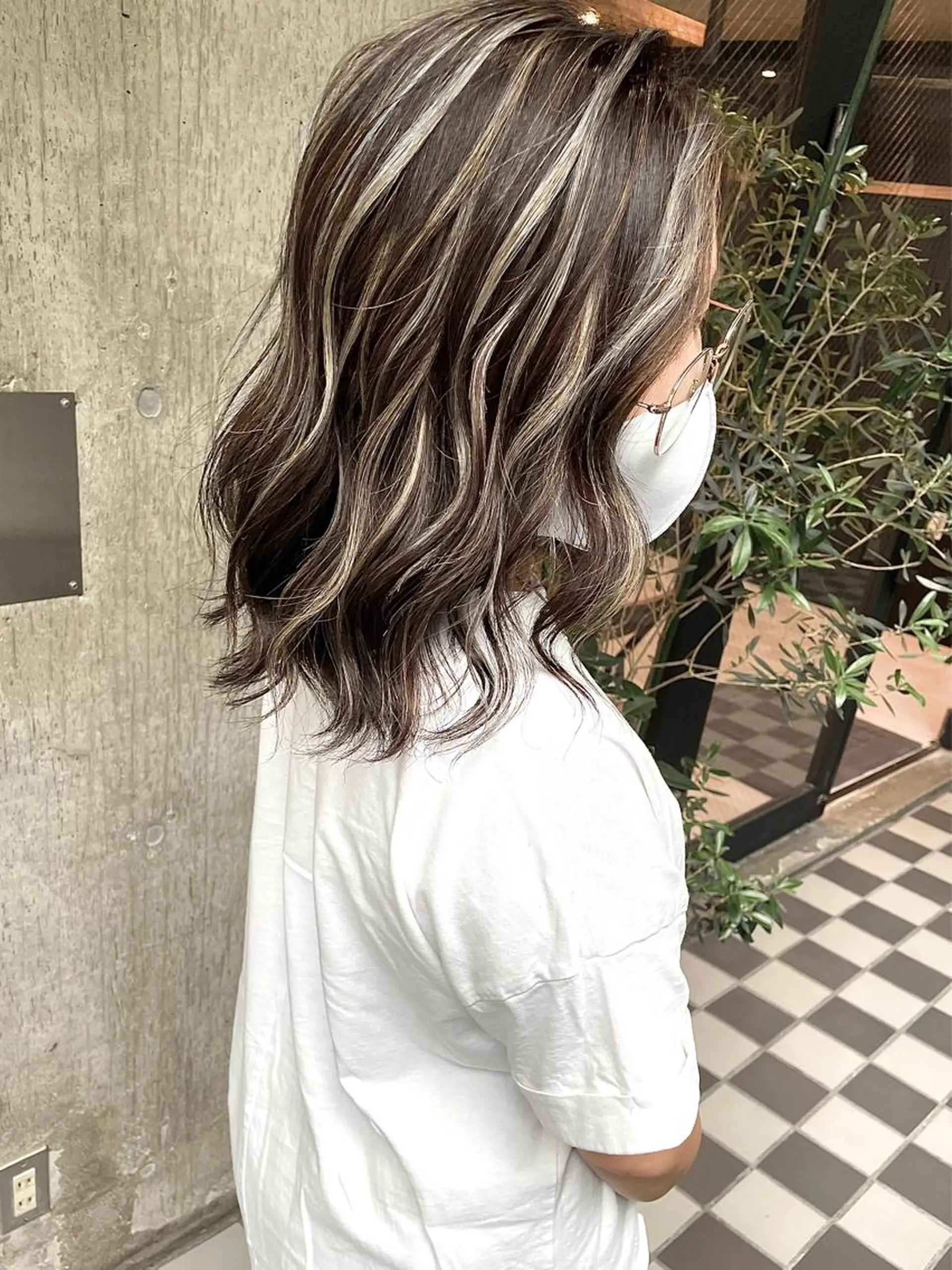 ミディアム ハイライト 🌺KANA🇺🇸 海外トレンドヘアのヘアスタイル