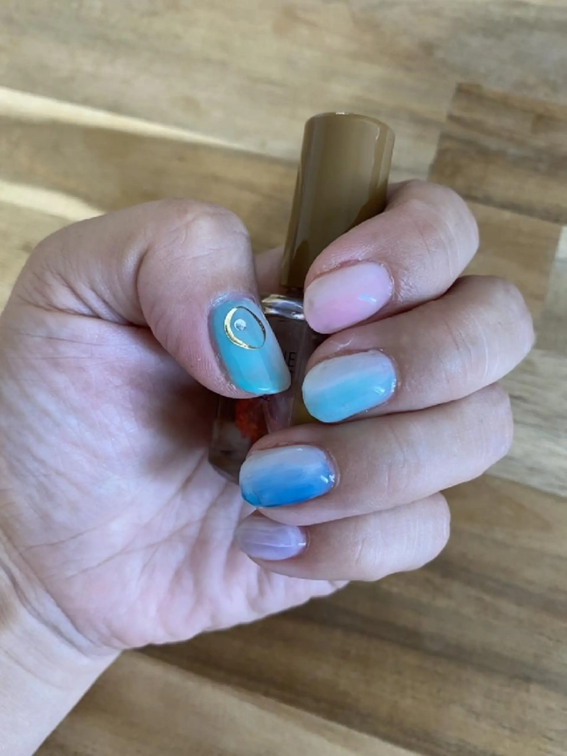 ネイル グラデーション nail イロドリのネイルデザイン
