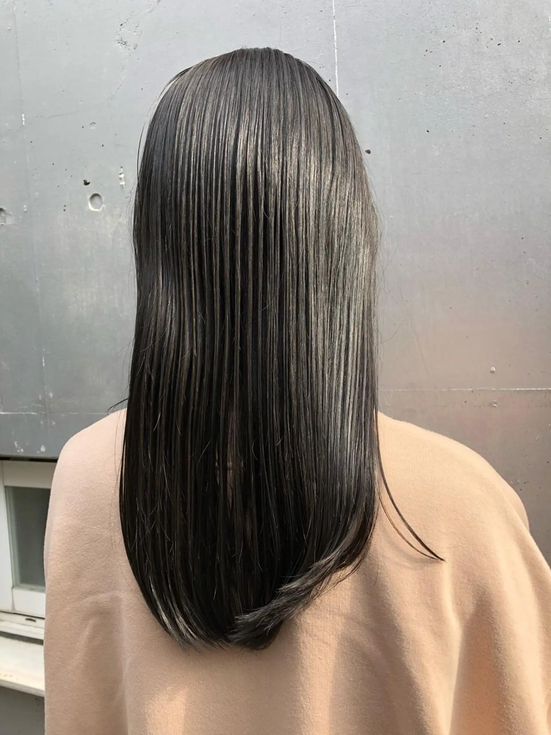 ロング カラー グレージュ ヘアカラー 🏆感動をお約束🏆 🥇SHO🎖のヘアスタイル