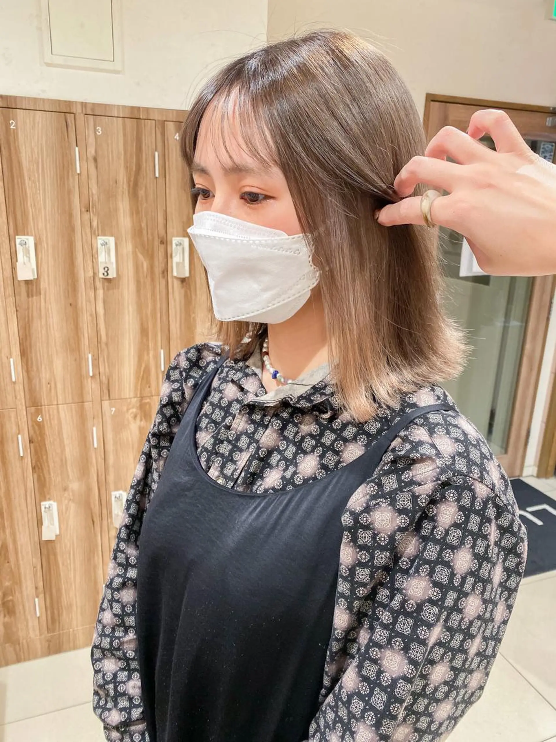 ミディアム カラー カット ヘアカラー トリートメント 韓国風デザイン 💐MIZUKI💐のヘアスタイル