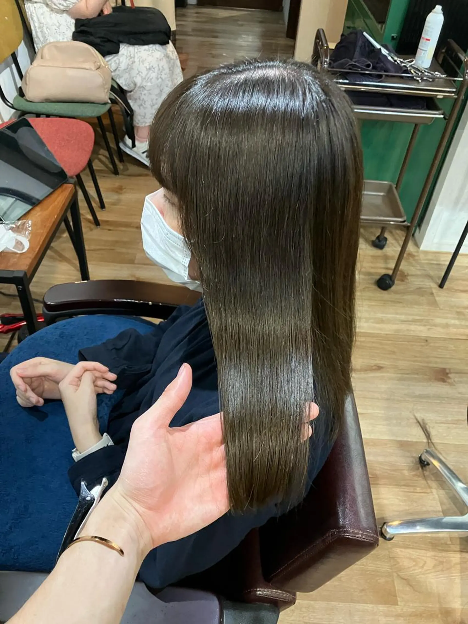 セミロング カラー 🍀髪質改善、カラー TAICHI🍀のヘアスタイル