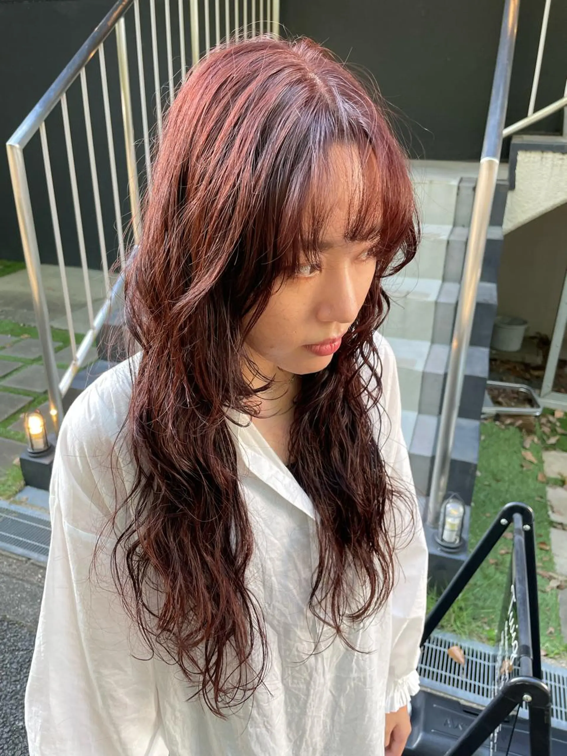 ロング カラー ブラウンカラー ピンクカラー ピンクブラウン 小河 穂香のヘアスタイル