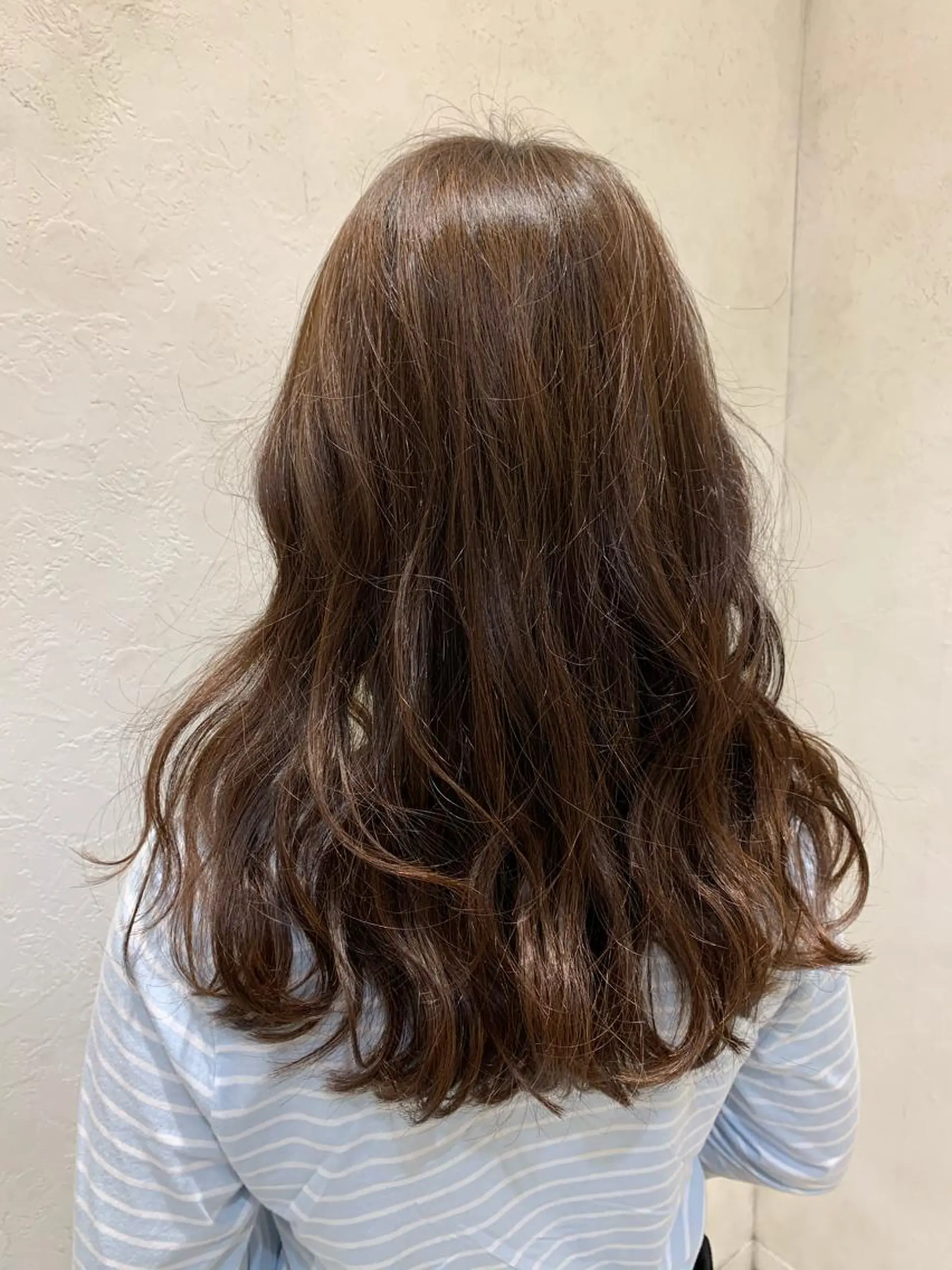 セミロング レイヤーカット ima所属・メンズ大歓迎！ ima代表ニヘイのヘアスタイル