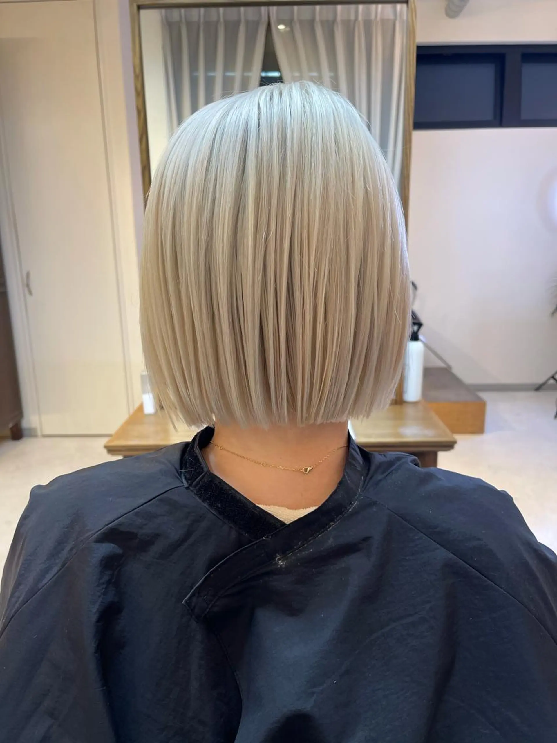 ショート カラー カット ヘアカラー トリートメント MARDI GRAS 蘭丸のヘアスタイル