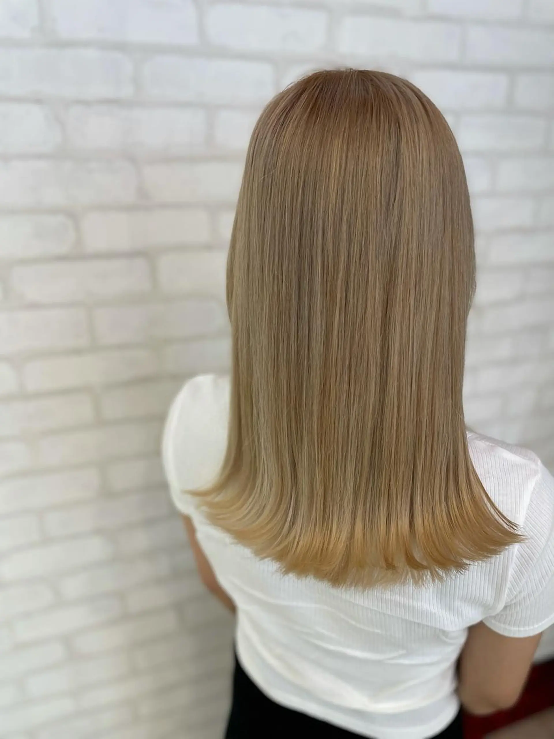 セミロング カラー ハイトーンカラー 韓国風ヘア 巣鴨髪質改善サロン 🌈NONOKAのヘアスタイル