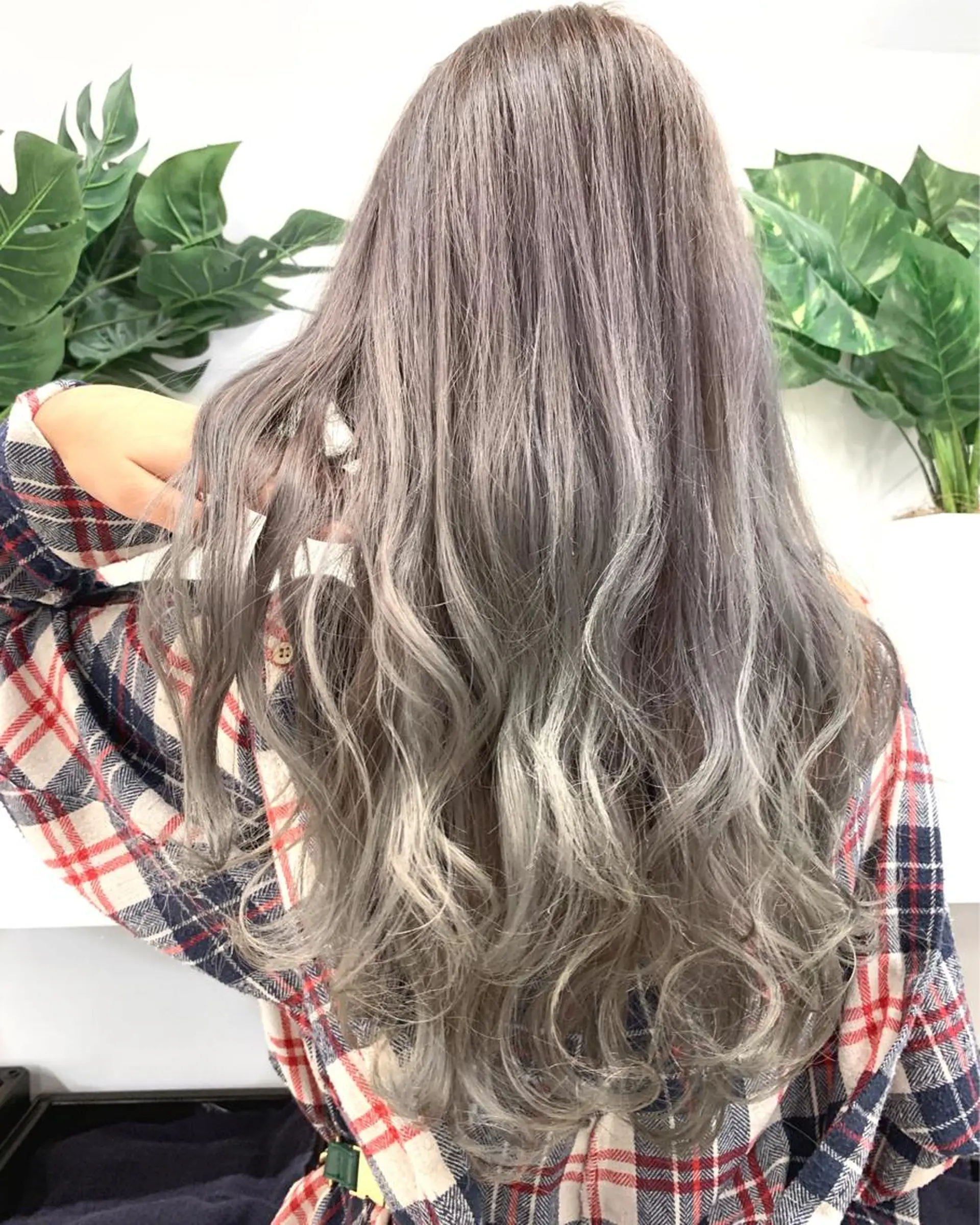 ロング カラー アッシュ カット ヘアカラー トリートメント ヘッドスパ 🌿海外Style・ KOHEIのヘアスタイル