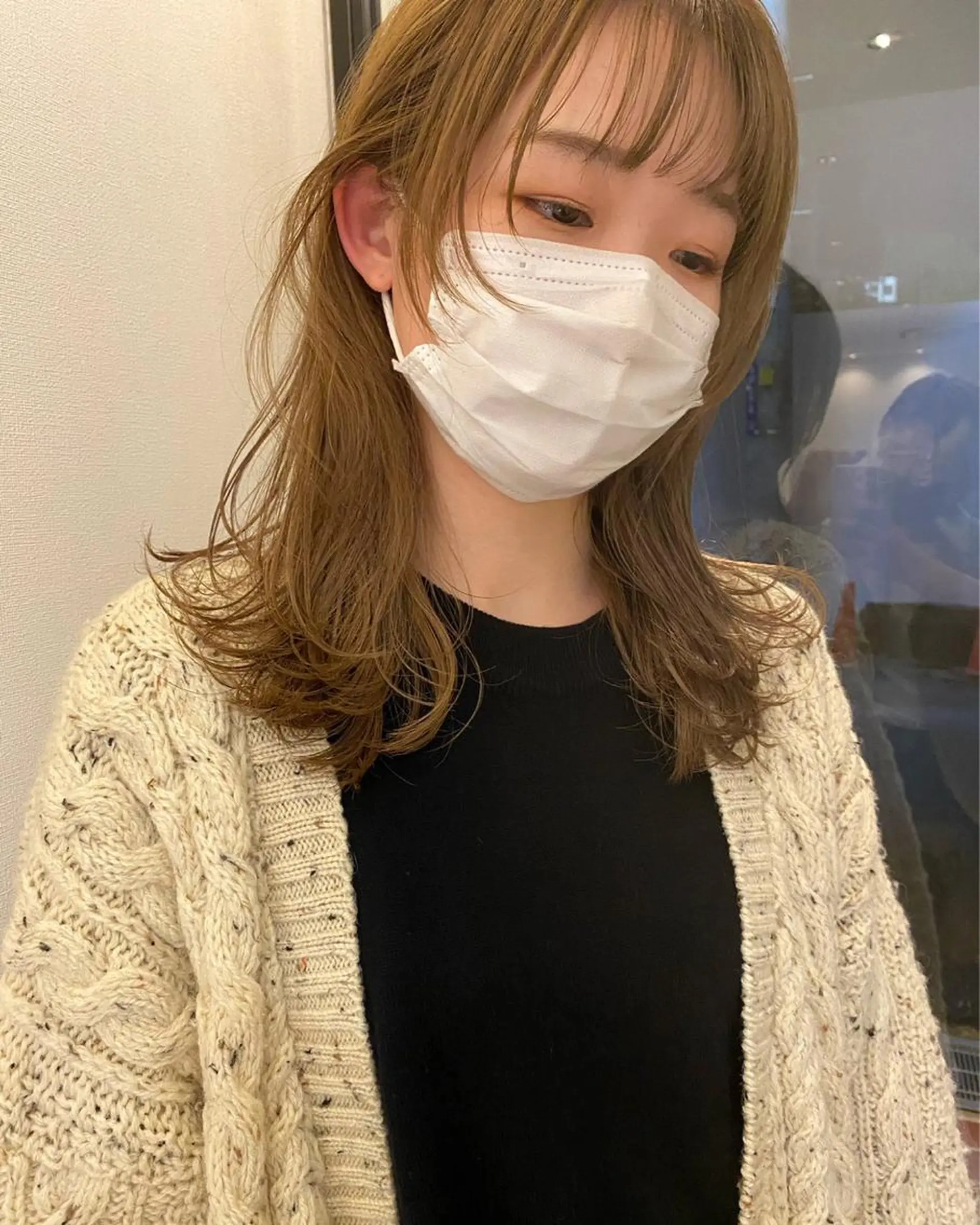 セミロング タナカ レイヤのヘアスタイル