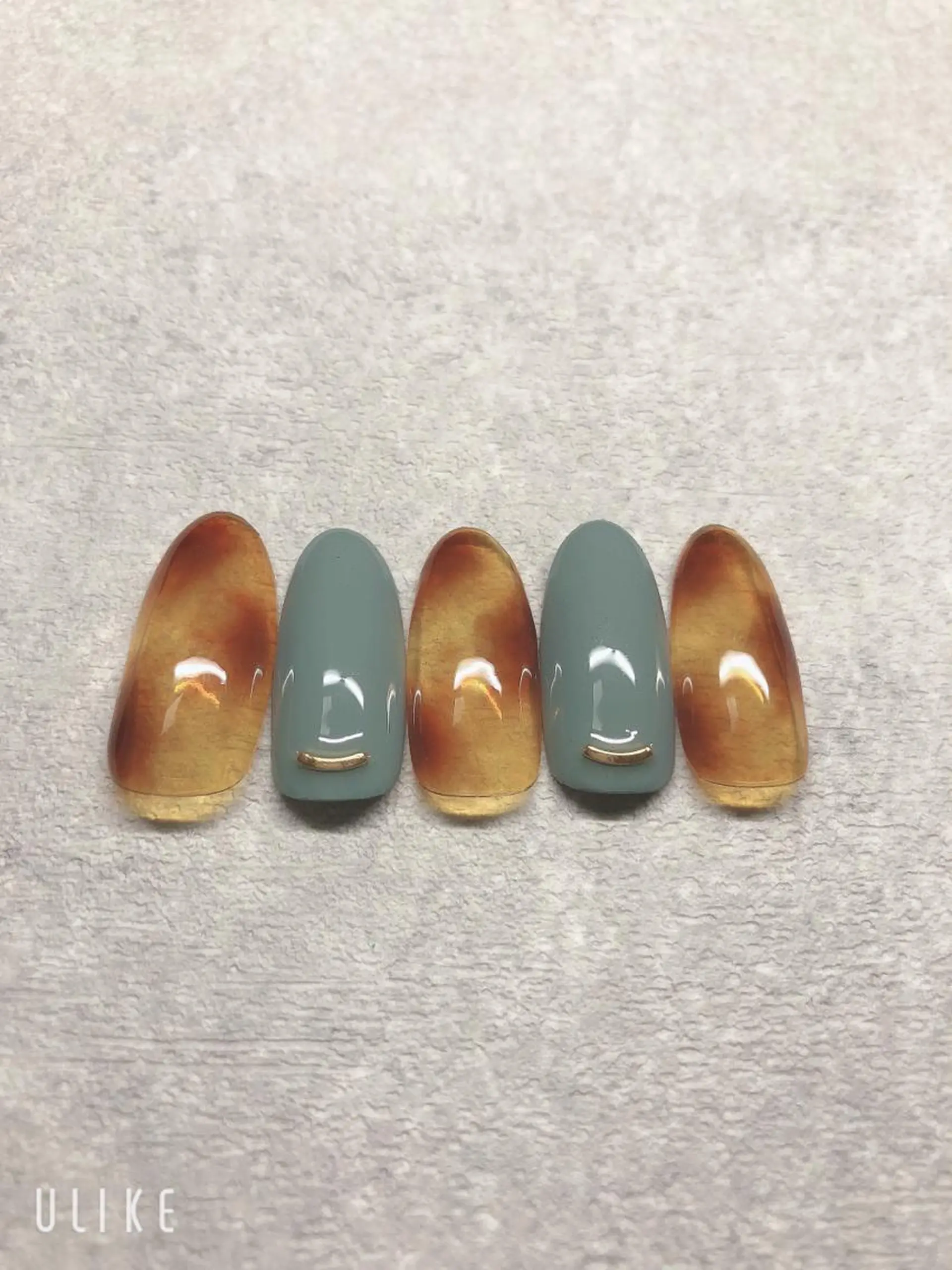 ネイル アートネイル べっ甲ネイル フレンチネイル ジェルネイル グラデーション Nail room Bimano所属・Bimano seica♡+°のネイルデザイン