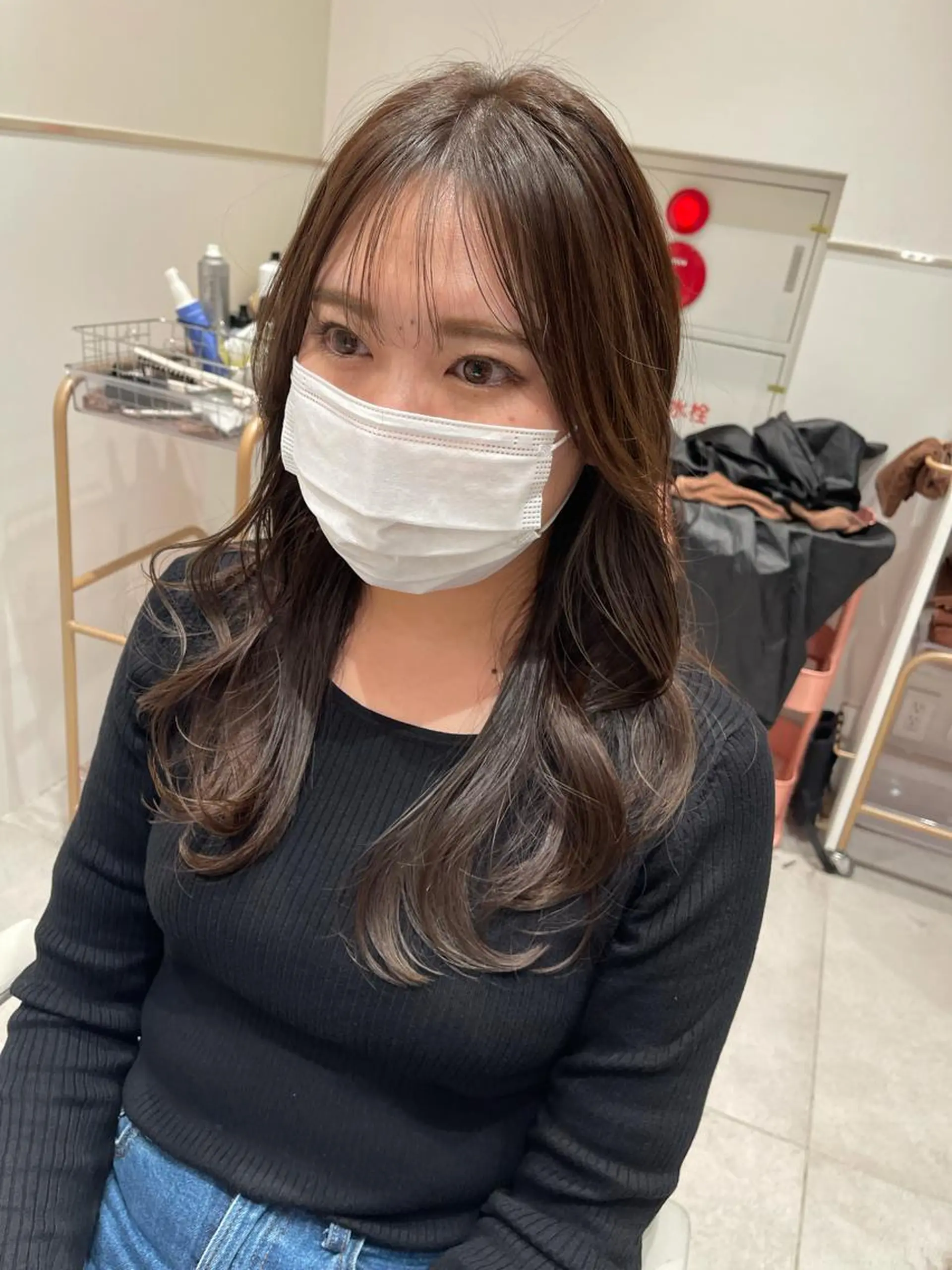 セミロング 顔まわりレイヤー 学生 韓国風ヘア レイヤーカット 似合わせカット ボブパーマ ウルフパーマのヘアスタイル