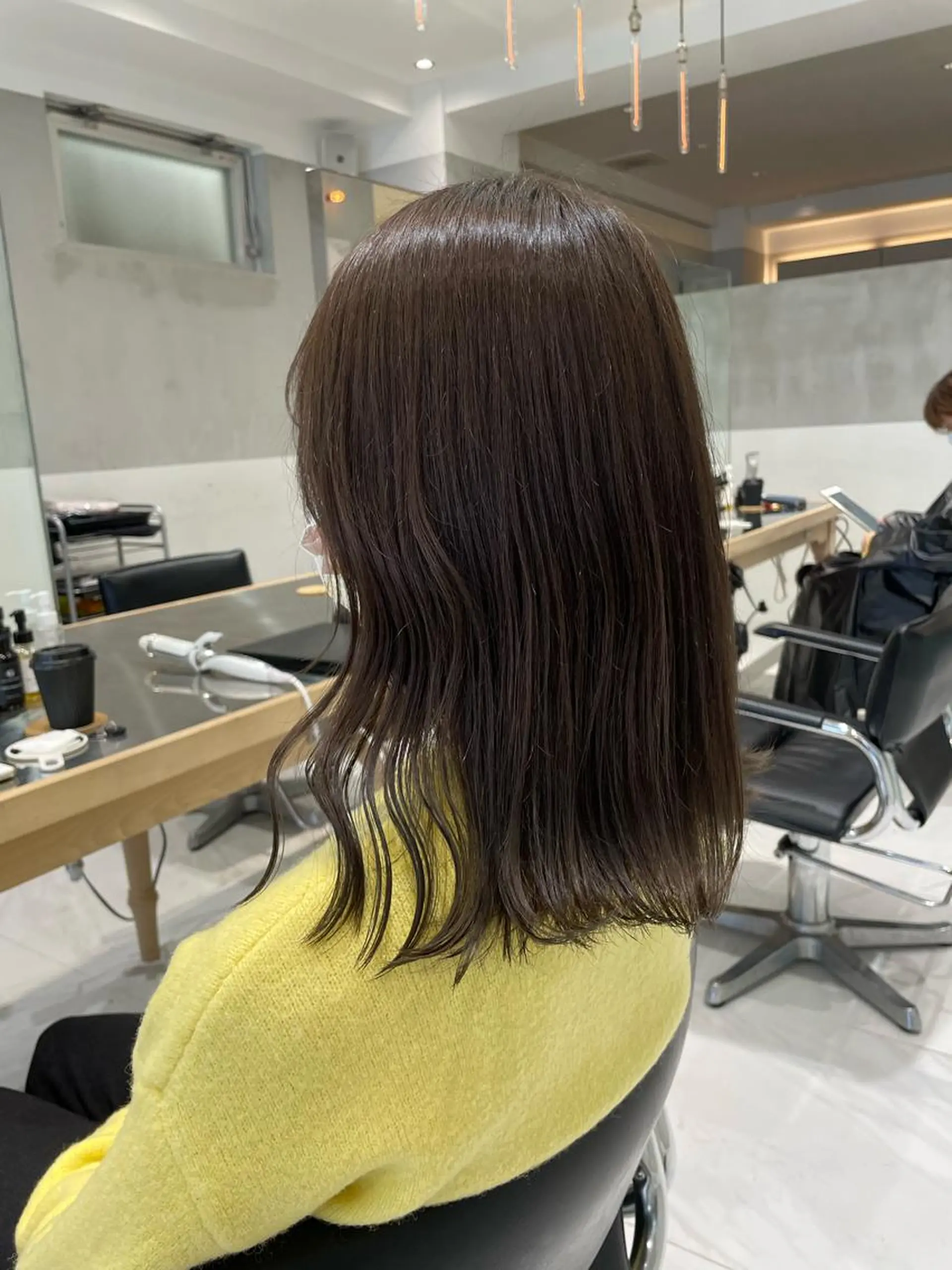 ミディアム ヘアカラー トリートメント ヘッドスパ ヘアセット 透明感ブリーチ カラー✨有坂映哉のヘアスタイル
